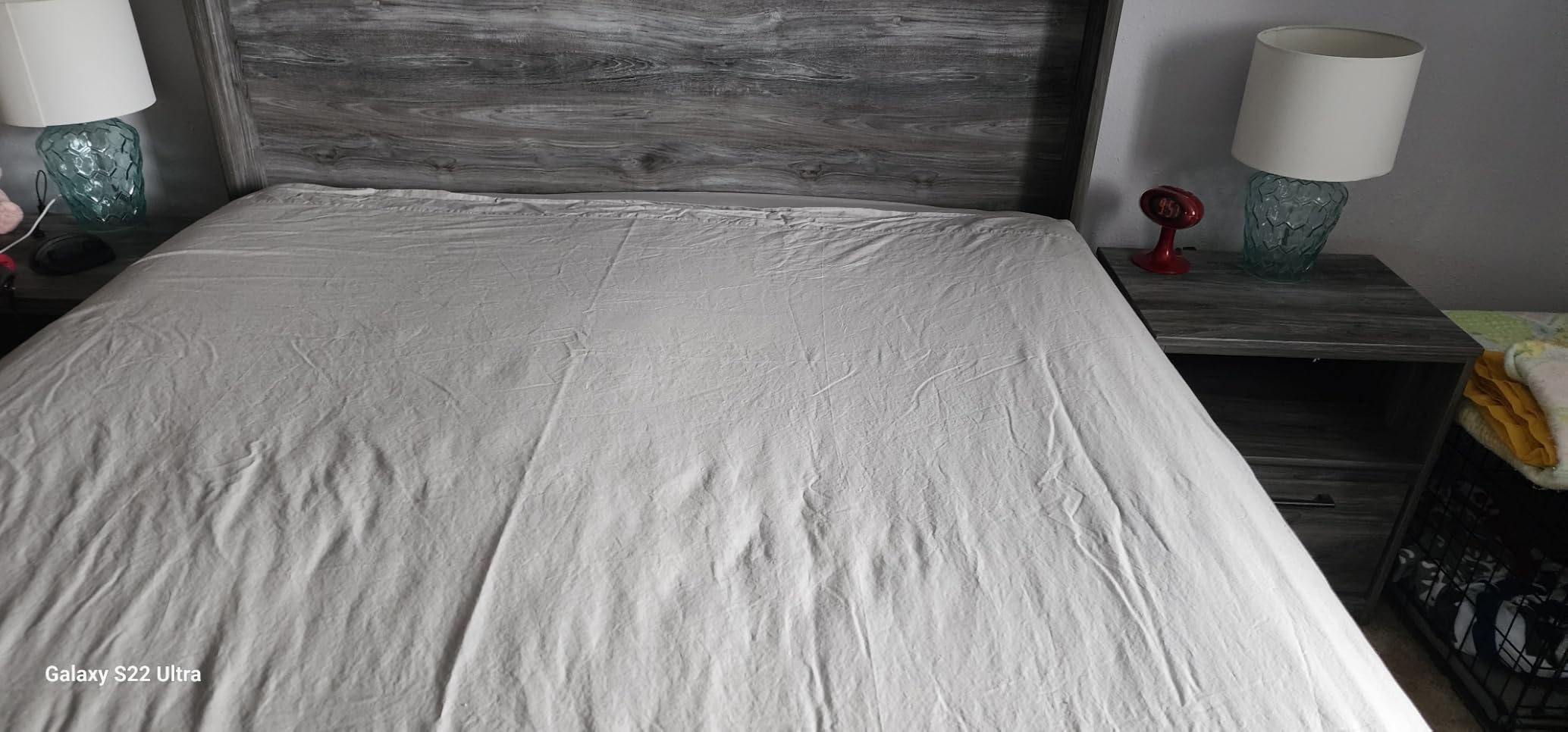 SUPREME ELEGANCE 100% Organic Cotton Queen Sheet Set, Percale, Snow White customer photo 1
