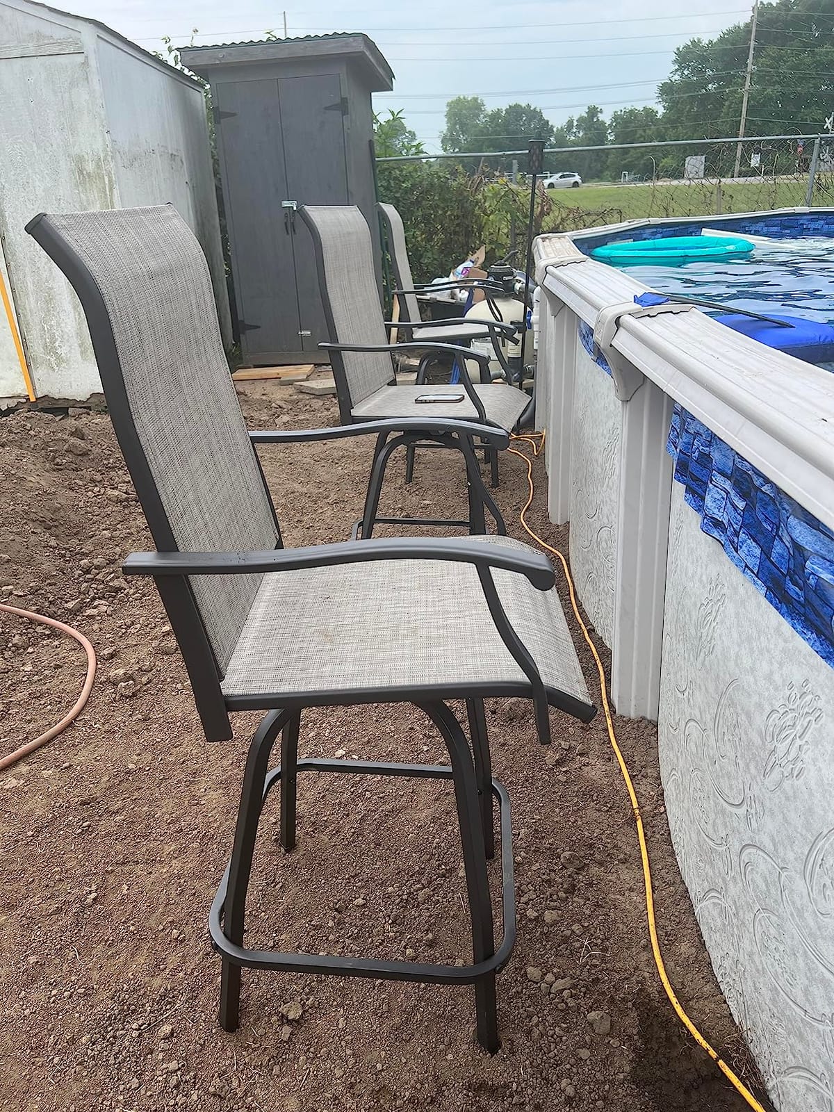 Vongrasig 2 Piece Patio Swivel Bar Chairs, All Weather Metal Textile High Swivel Bar Stools Chairs, Outdoor High Top Bistro Set for Backyard, Lawn Garden, Balcony, Taupe customer photo 2