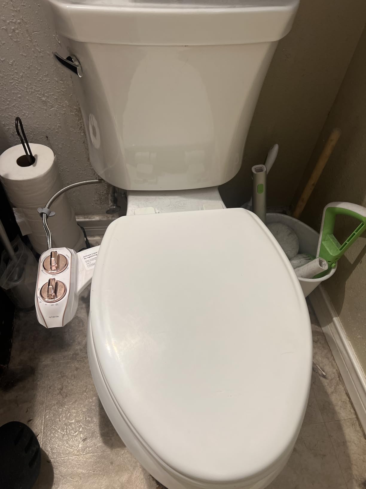 LUXE Bidet NEO 185 PLUS - Patented Bidet Attachment for Toilet, Chrome customer photo 1