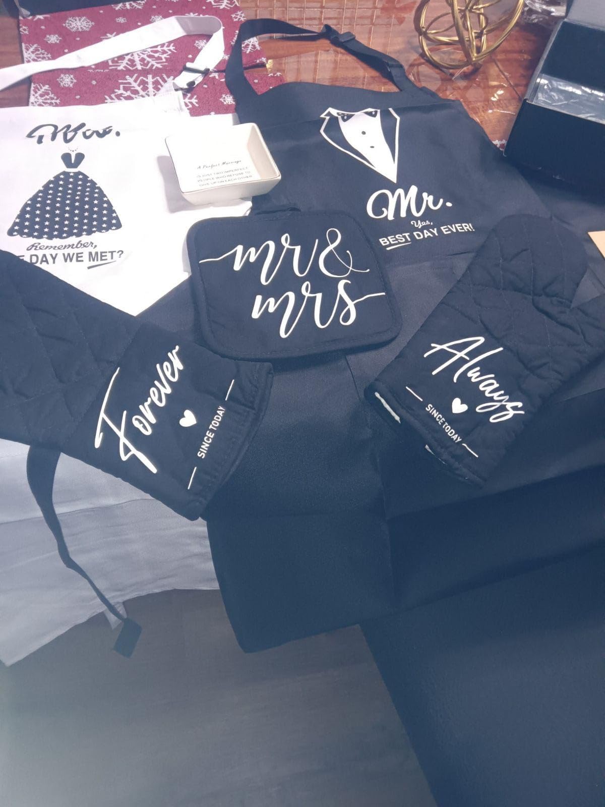 Mr & Mrs Aprons for Couple Gift-Anniversary,Bridal Shower,Wedding,Engagement,Christmas Gifts for Couple,Kitchen Gift Set customer photo 2