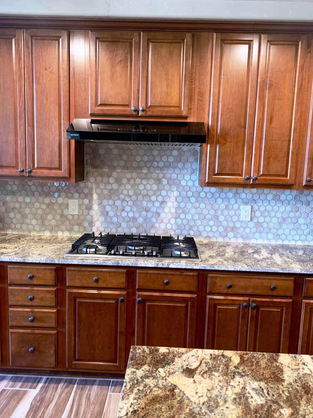 IKTCH 30 Inch Under Cabinet Range Hood, 900 CFM with 4-Speed Gesture Sensing & Touch Control, Stainless Steel Range Hood customer photo 1