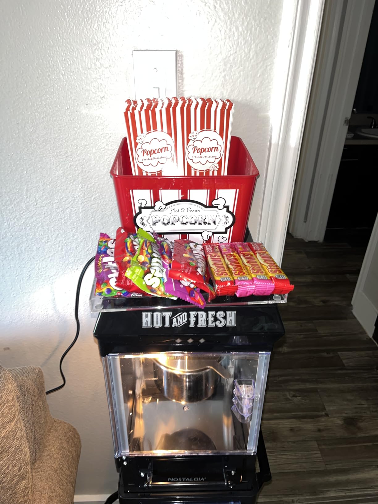 Nostalgia Popcorn Maker Machine - Professional Cart With 2.5 Oz Kettle Makes Up to 10 Cups - Vintage Popcorn Machine Movie Theater Style - Red & White customer photo 2
