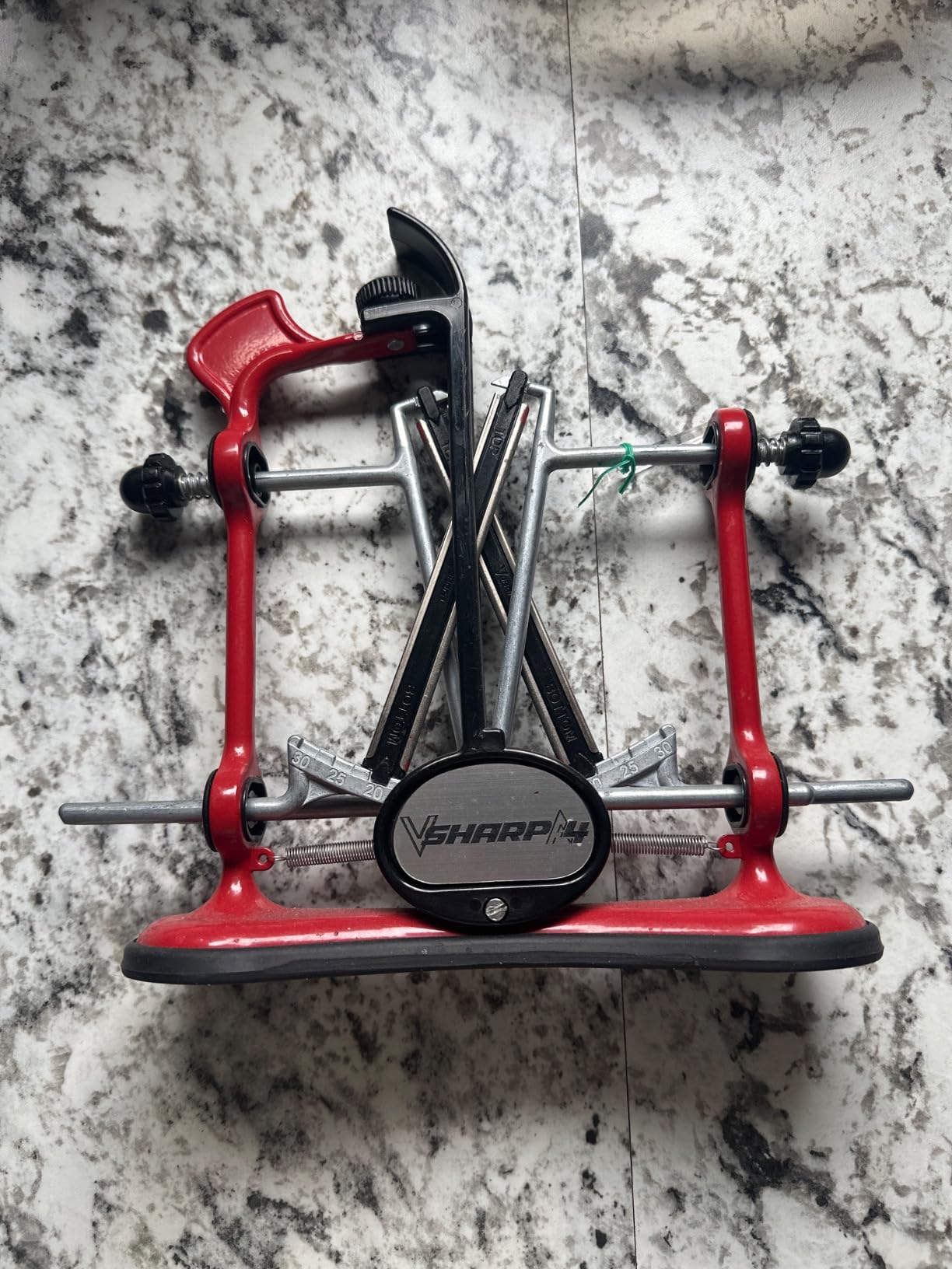 Warthog V-Sharp A4 Knife Sharpener, Diamond Rods, Metal Frame, GM Grey customer photo 1