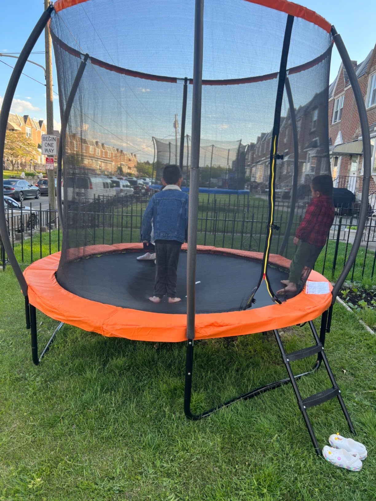 Giantex Trampoline for Kids, ASTM Approved Outdoor Large Trampoline with Net, Ladder, Rustproof Galvanized Steel Frame, Recreational Trampolines for Kids and Adults customer photo 1