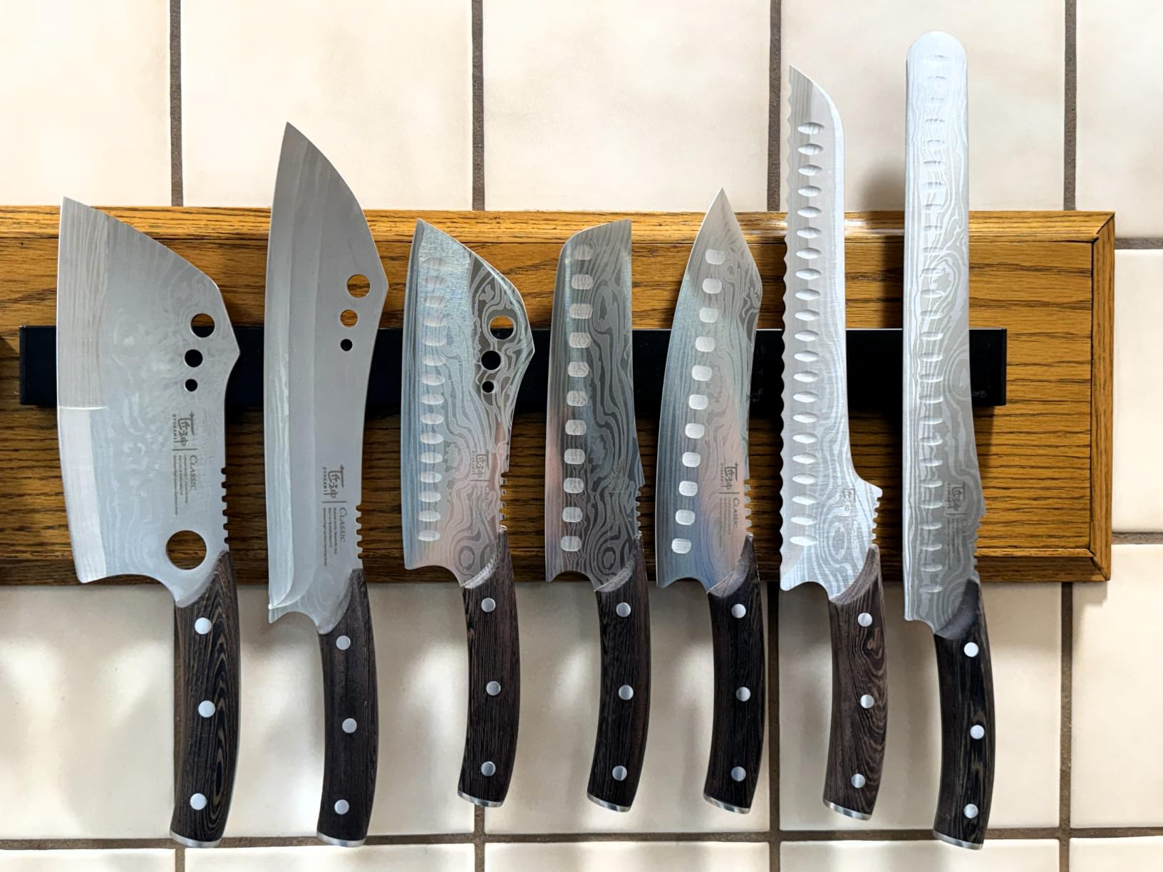 Dmore magnetic knife holder for wall—with 3 hooks, No Drilling, 16 Inch customer photo 2