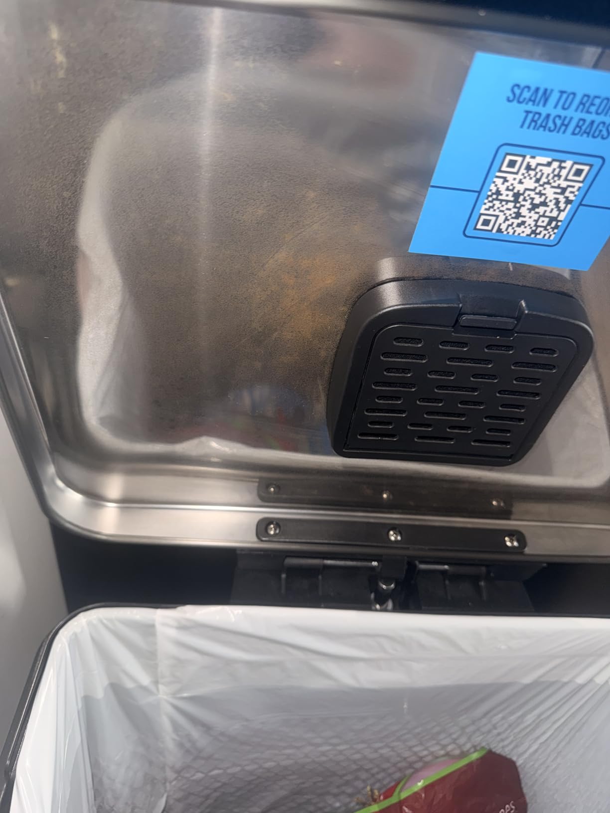 SIMPLI-MAGIC 50 Liter / 13.2 Gallon Soft-Close, Smudge Resistant Trash Can with Foot Pedal and Built in Filter- Stainless Steel, Sleek Finish customer photo 1