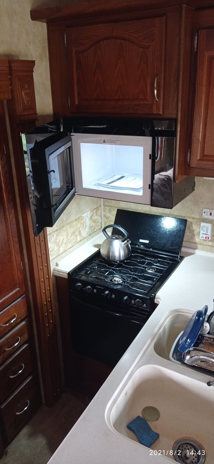 30 in. Stellar Coll 1.2 cu ft Slim Over the Range Microwave Vent Fan, Black customer photo 1
