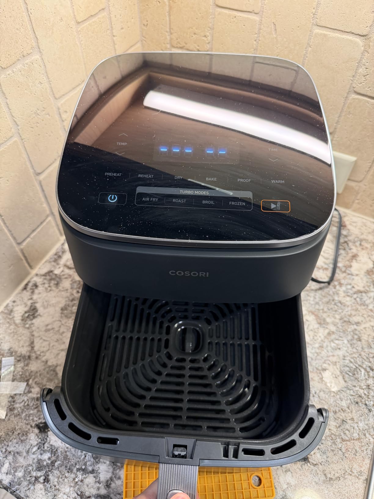 Cosori TurboBlaze Air Fryer, 9-in-1, 6 Qt, PFAS-Free Ceramic Coating | 90°–450°F, 5 Level Fan Speeds, 9 in 1 Air Fry, Roast, Bake, Broil, Dry, Frozen, Proof, Reheat, Keep Warm, Safety lock, 1725W customer photo 2