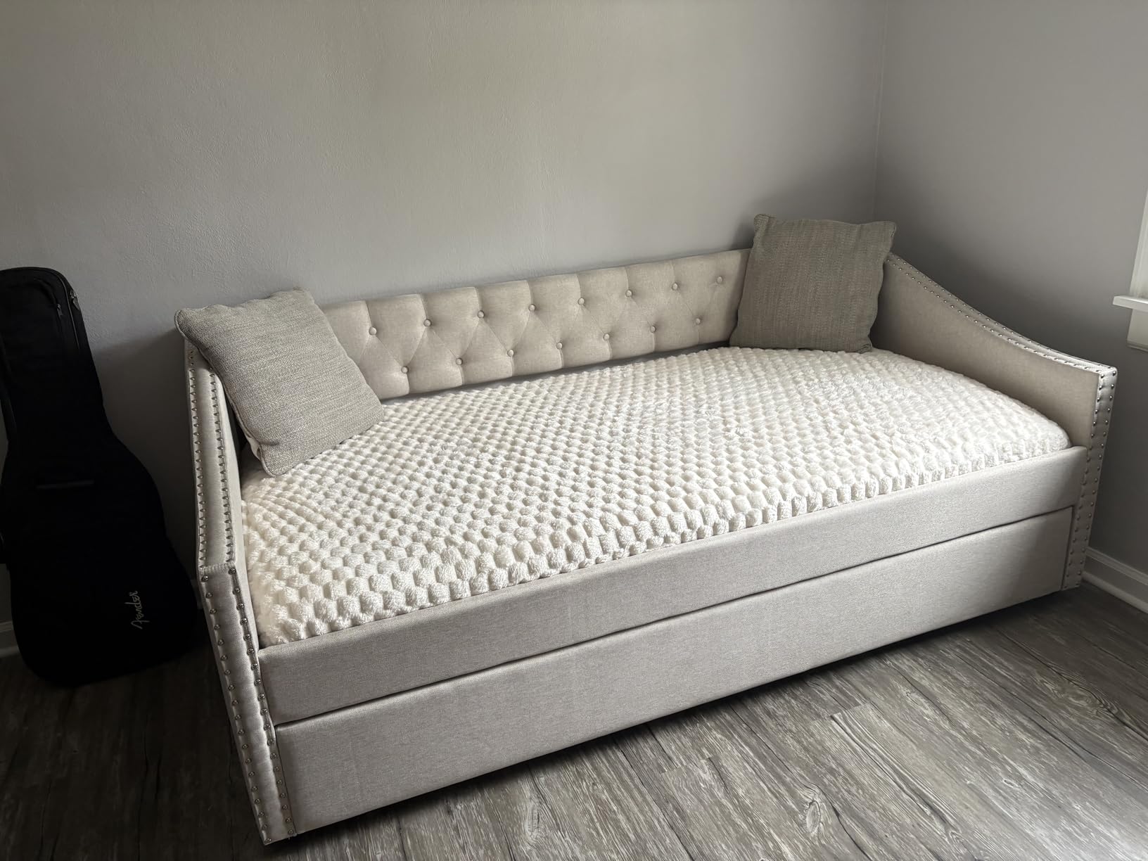Antetek Daybed with Trundle, Modern Linen Upholstered Full Size Day Bed Button-Tufted Sofa Daybed Frame and A Trundle, No Box Spring Needed, Furniture for Bedroom Living Room Guest Room (Beige, Full) customer photo 1