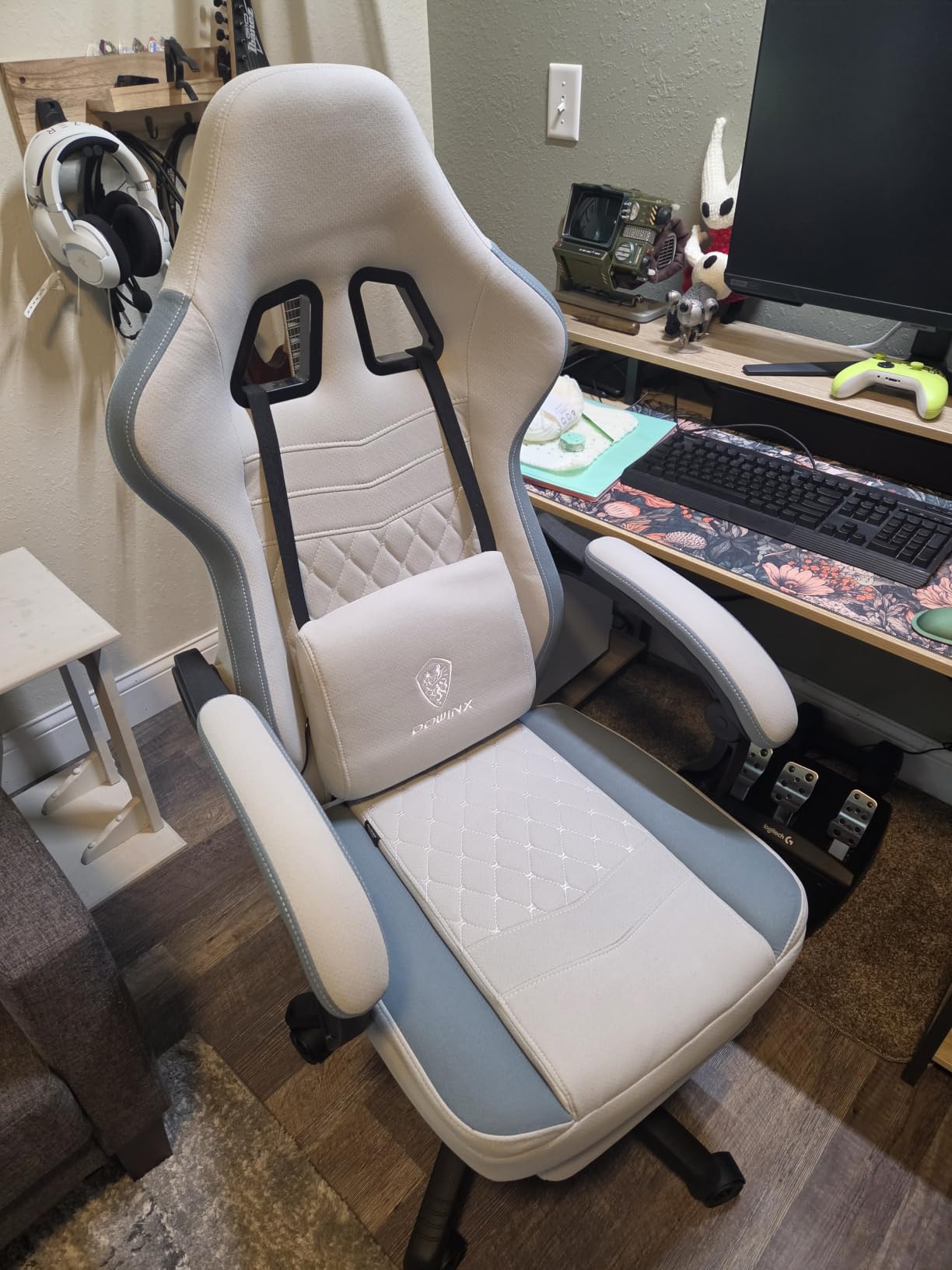 Dowinx Gaming Chair Breathable Fabric Game Chair with Gel Pad and Storage Bag, Comfortable Gamer Chair with Pocket Spring Cushion, Ergonomic Computer Chair with Footrest, Green customer photo 2