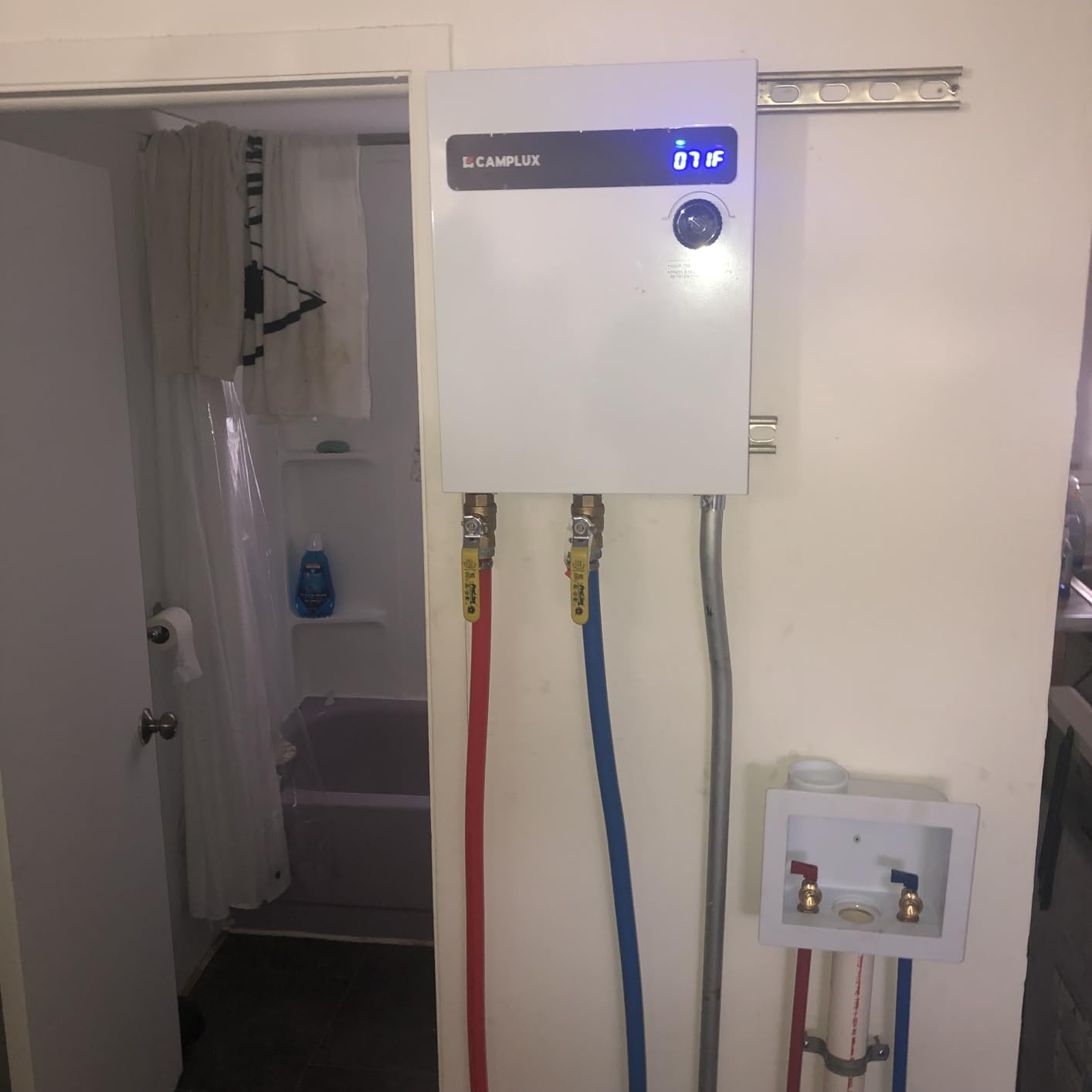 CAMPLUX Electric Tankless Water Heater 27kW 240V, Instant Hot Water, Self-modulating Technology, Multipoint of Use Water Heater with Digital Display, for Whole House Shower, White customer photo 2