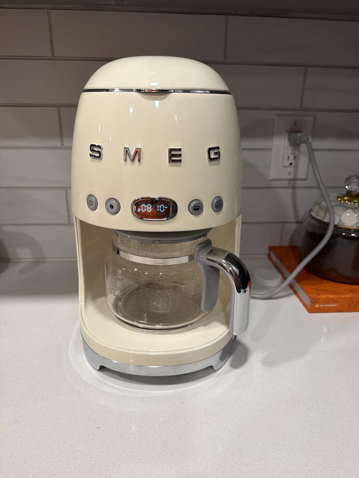 Smeg Retro Drip Coffee Machine and 2-Slice Toaster Bundle… (Red) customer photo 2