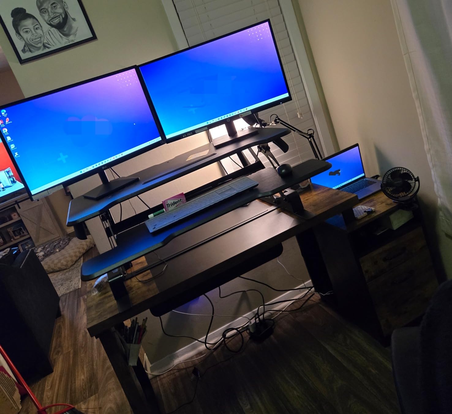 Mount-It! 38 Inch Standing Desk Converter - Gas Spring Sit Stand Desk Riser for Dual Monitors - Height Adjustable Desktop Workstation with Keyboard Tray - Black customer photo 1