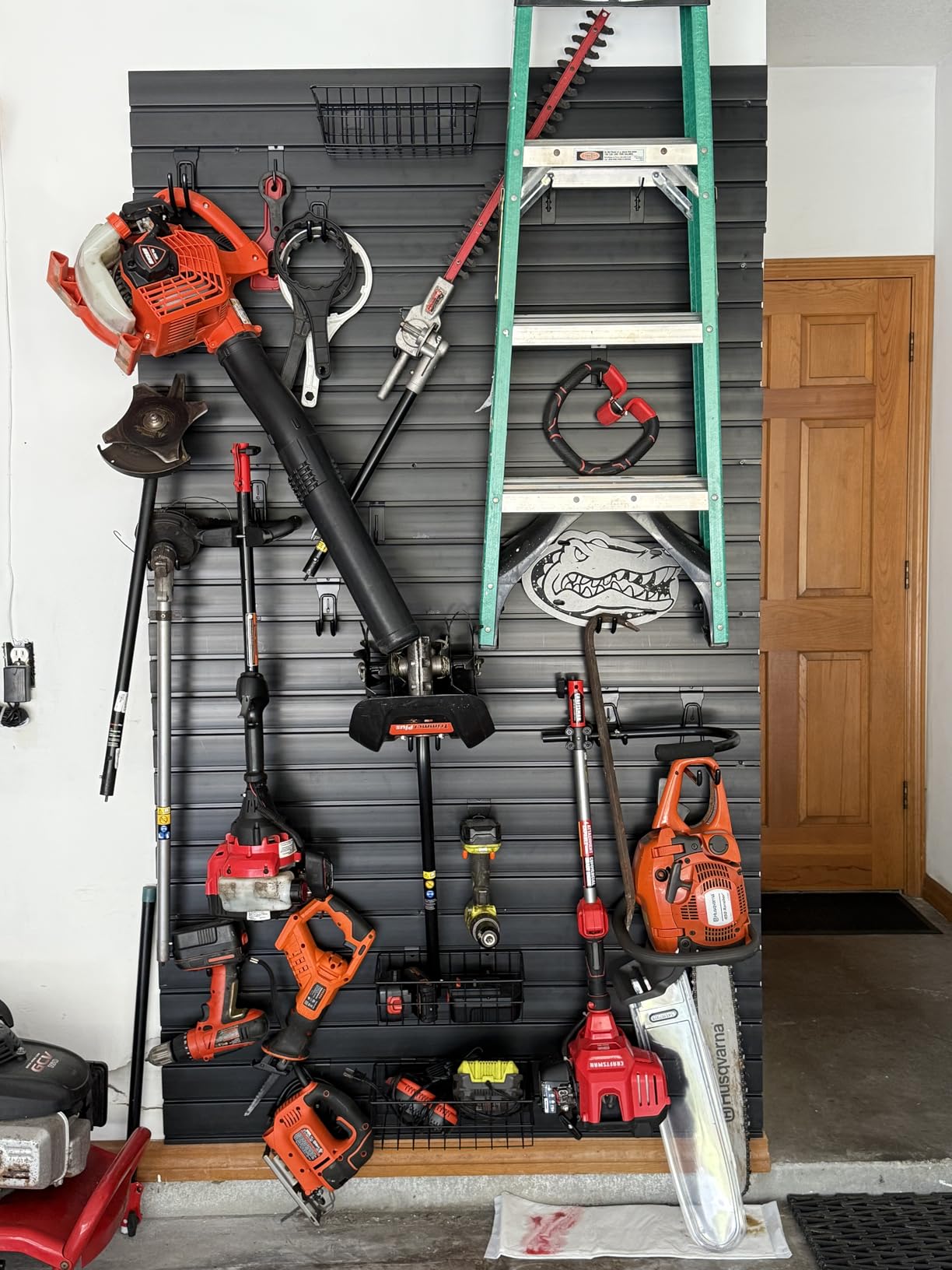 FRAYSCENT Slat Wall Paneling Garage Wall Organizer, Slatwall Panels Garage Tool Organizer Wall Mount Garage Slat Wall Storage Systems, Slat Board PVC Wall Panels Garage Storage (Black, 8ftx4ft) customer photo 1