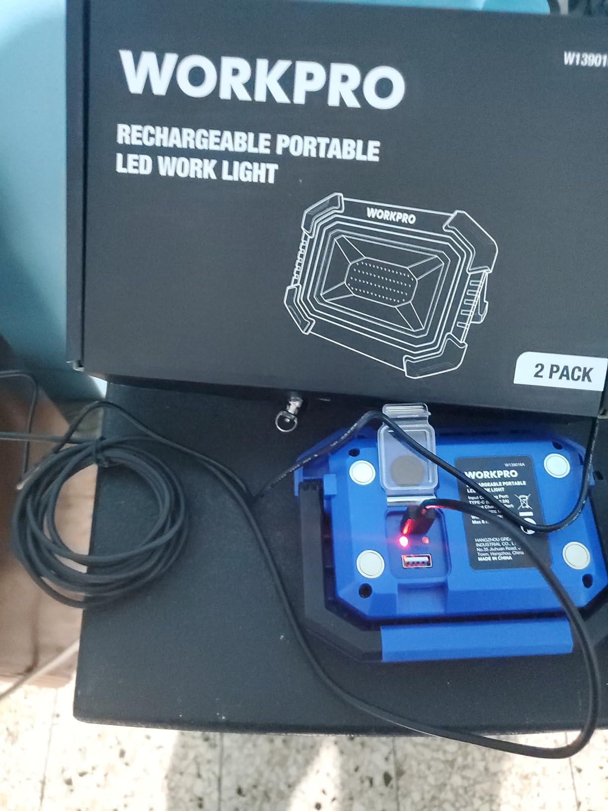 WORKPRO LED Work Light, Rechargeable Magnetic Work Lights, 2000LM, 4 Modes customer photo 1