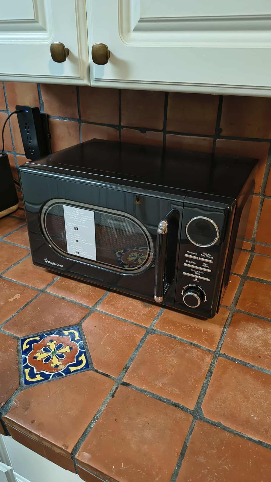 0.7 cu. ft. Retro Countertop Microwave in Red customer photo 2
