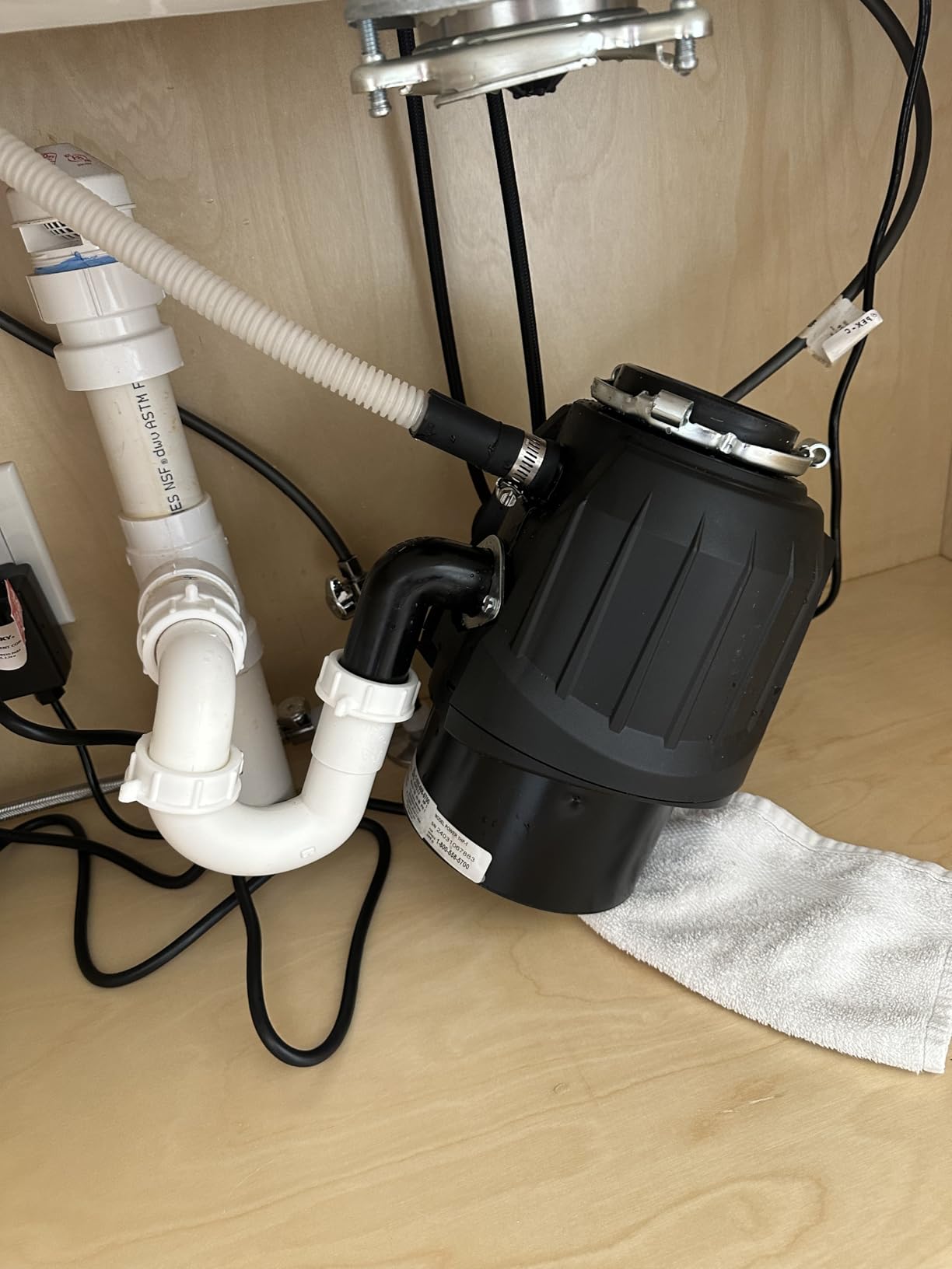 InSinkErator Power 1HP, 1 HP Garbage Disposal, Power Series EZ Connect Continuous Feed Food Waste Disposer, Black customer photo 2