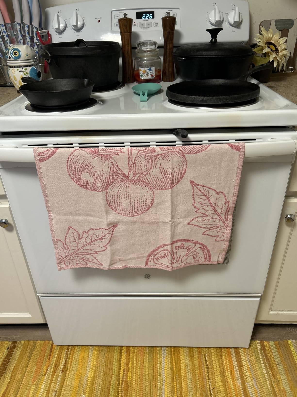 sea me at home Dish Towels for Kitchen, Jacquard Tea Towel Set, Stylish and Functional, A Great Gift for Any Home, 100% Turkish Cotton Towel Set of 4 (Garden Vegetables) customer photo 2