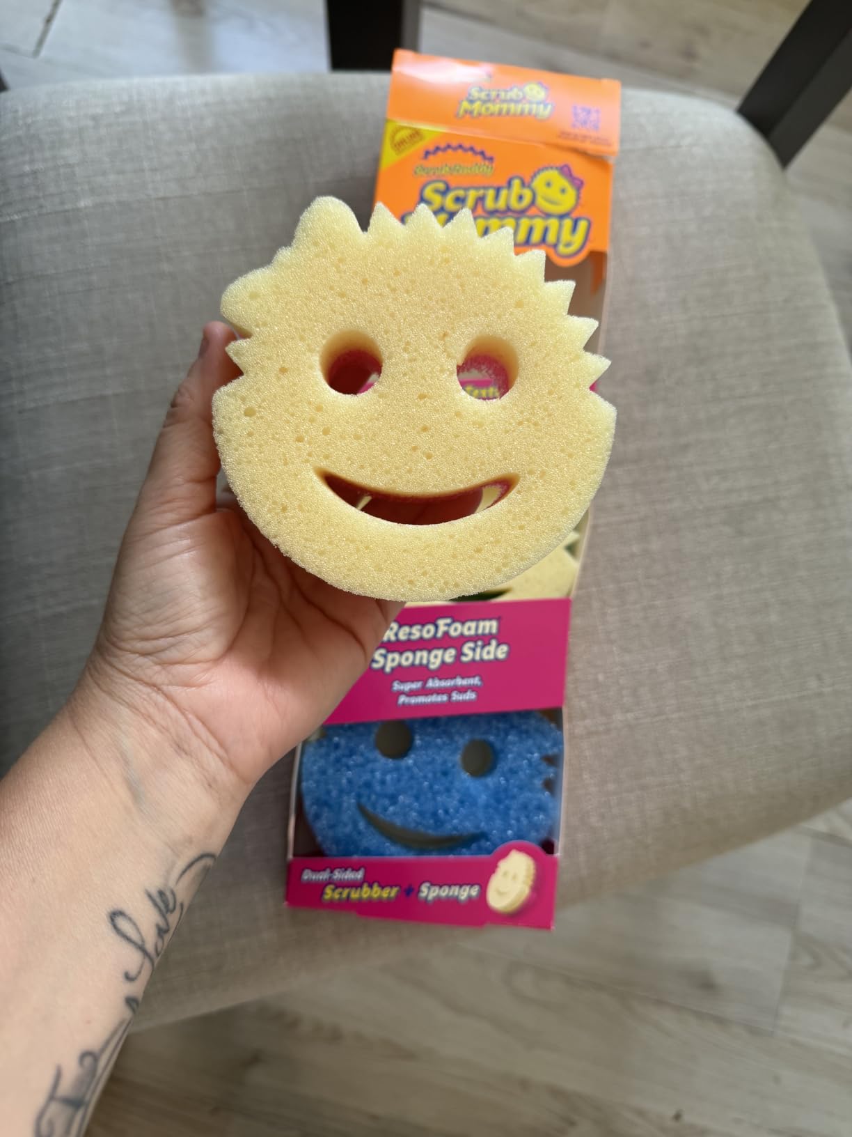 Scrub Mommy Kitchen Sponges - Dual-Sided Dish Sponges for Scrubbing - Non-Scratch Cleaning Sponges for Washing Dishes, Bathroom & Multi-Surface Cleaning - Online Exclusive (3 Count) customer photo 1