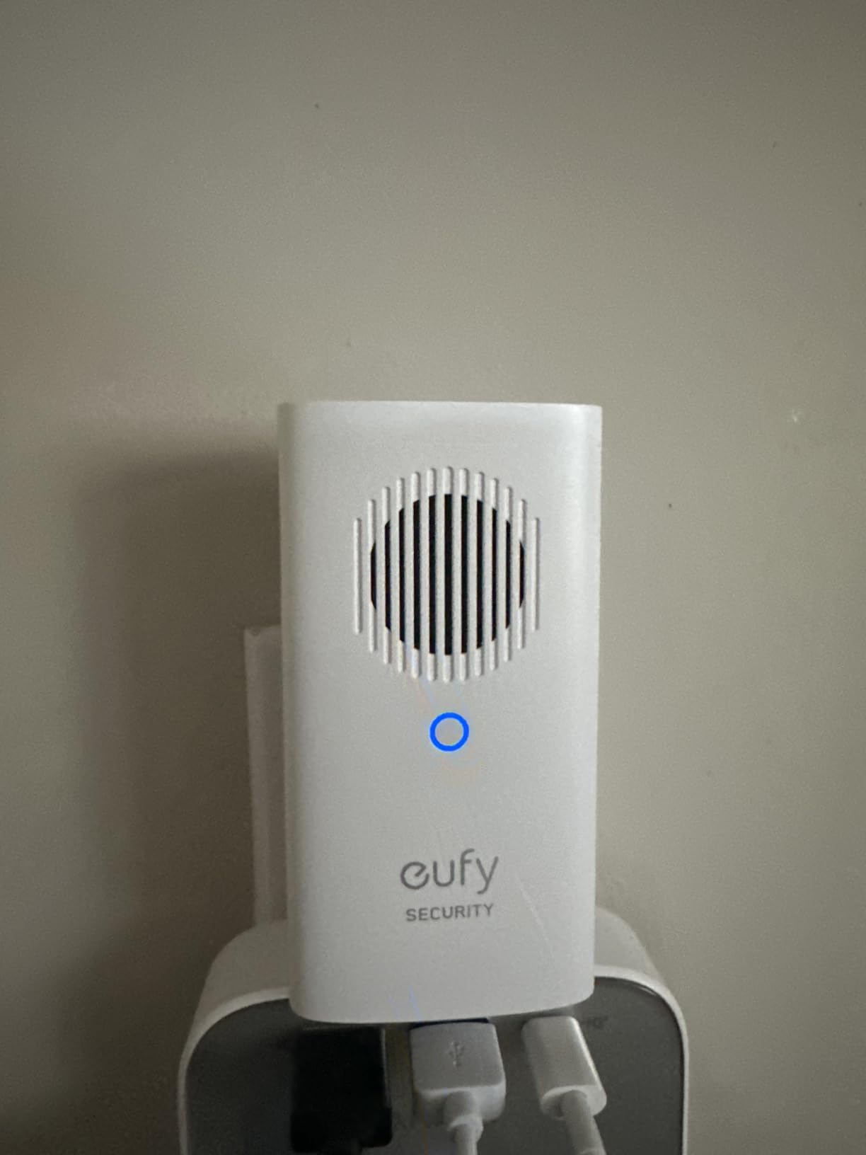 eufy Security Video Doorbell Add-On Chime, Indoor Chime, Requires eufy Security Video Doorbell E340/C30/C31, No-Delay Ring, Adjustable Volume, 8 Fun Ringtones, only works with 2.4GHz Wi-Fi customer photo 2