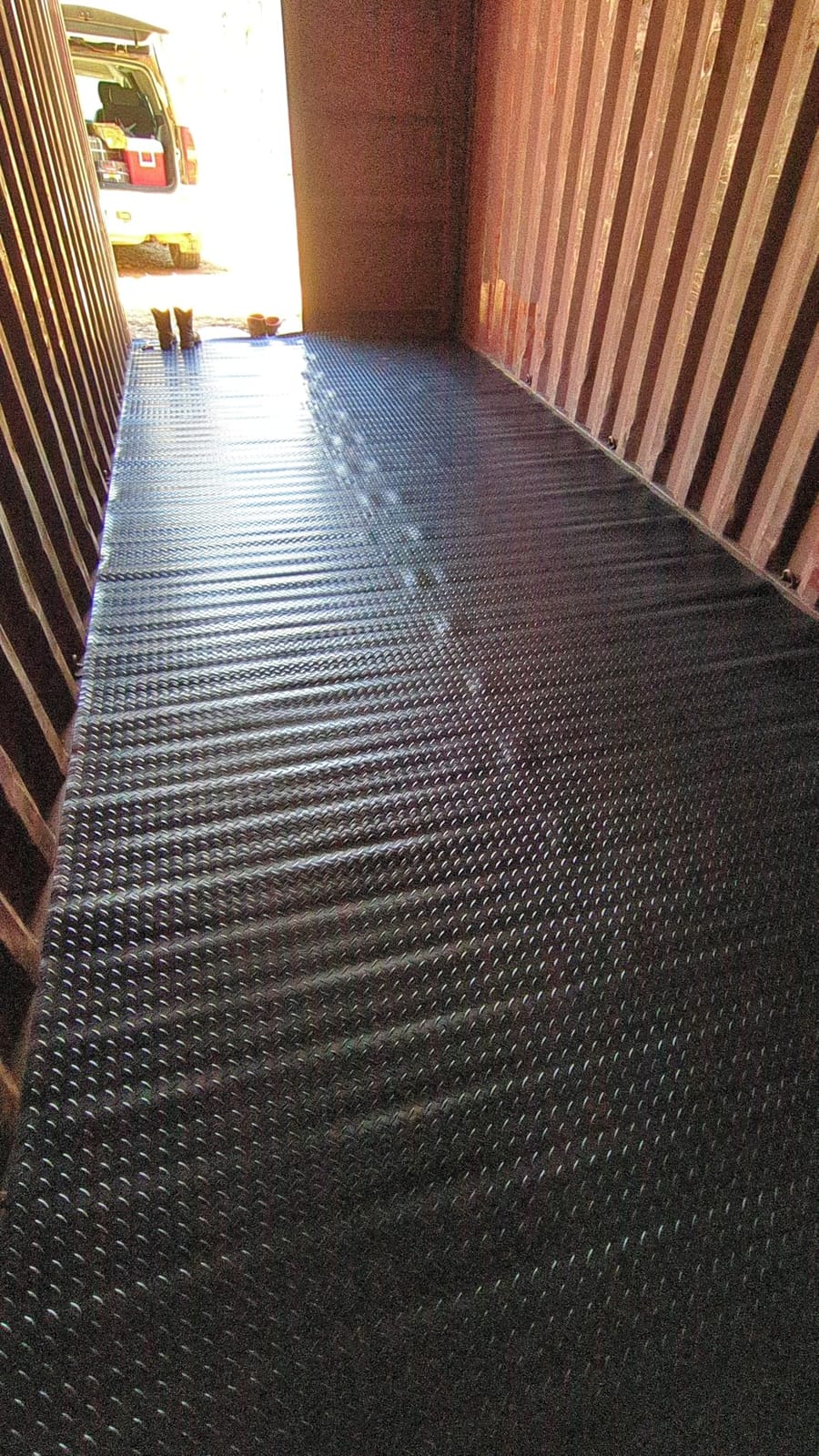TUFFIOM 7.5 x 20 FT Garage Floor Mat, Thickened Diamond Plate PVC Garage Mats Flooring Roll for Under Car, Garage Parking Mats for Floor Large SUVs, MPV, Pickup Truck customer photo 2