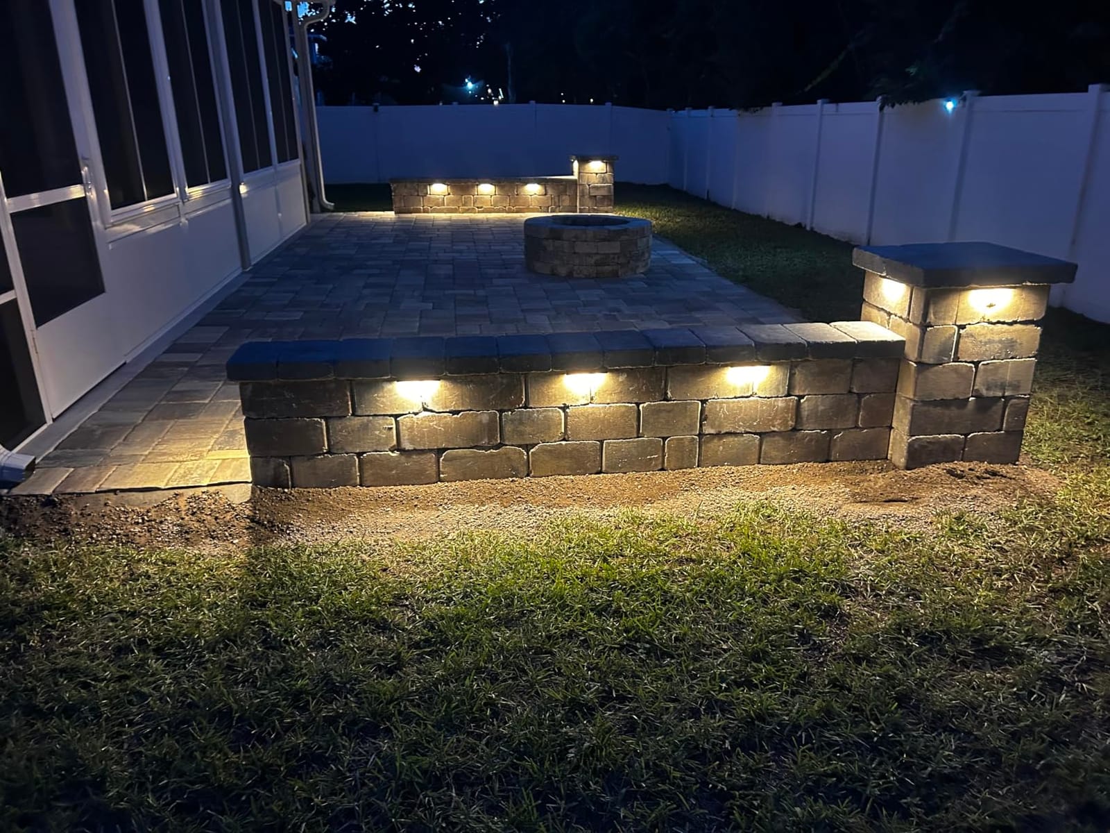 SUNVIE 300W Low Voltage Landscape Transformer with 2 Independent Control Output Landscape Lighting Transformer with Timer and Photocell Sensor 120V AC to 12/14V AC Weatherproof Low Voltage Transformer customer photo 2
