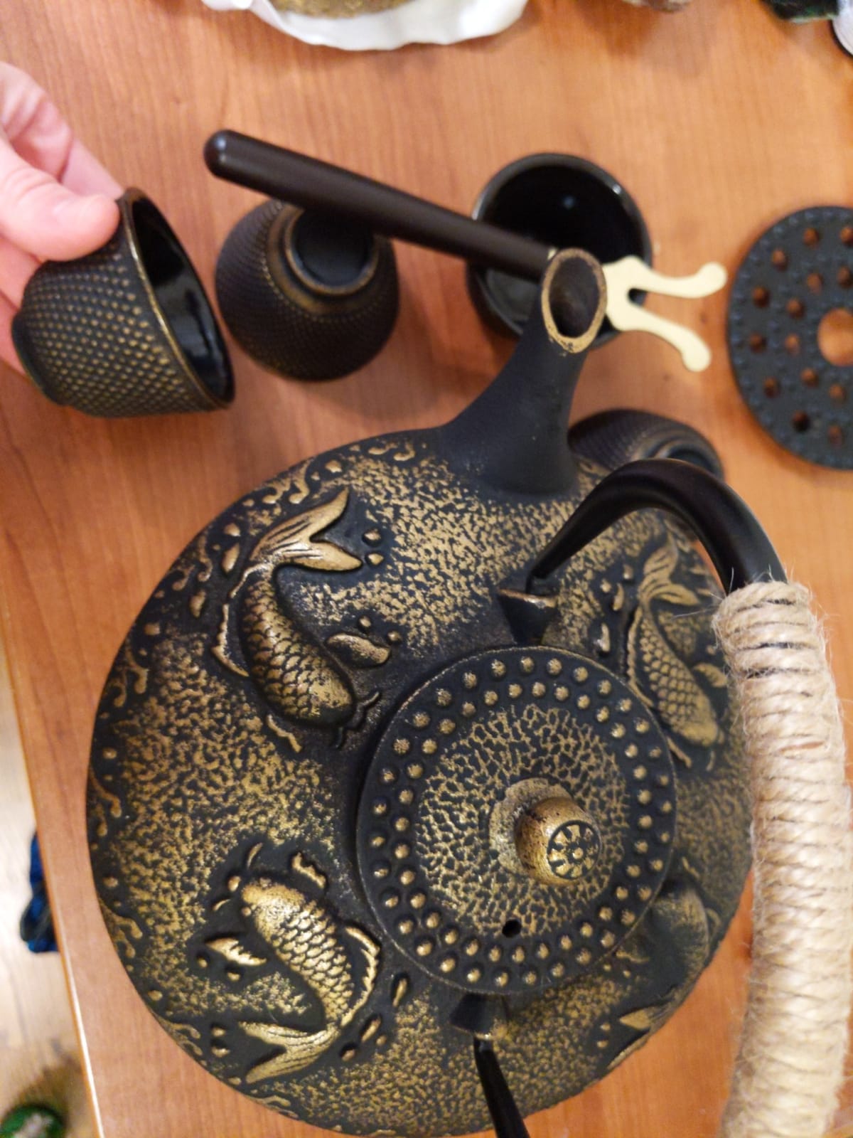 Ufine Cast Iron Teapot with Stainless Infuser Enameled Interior 40oz/1200ml customer photo 2