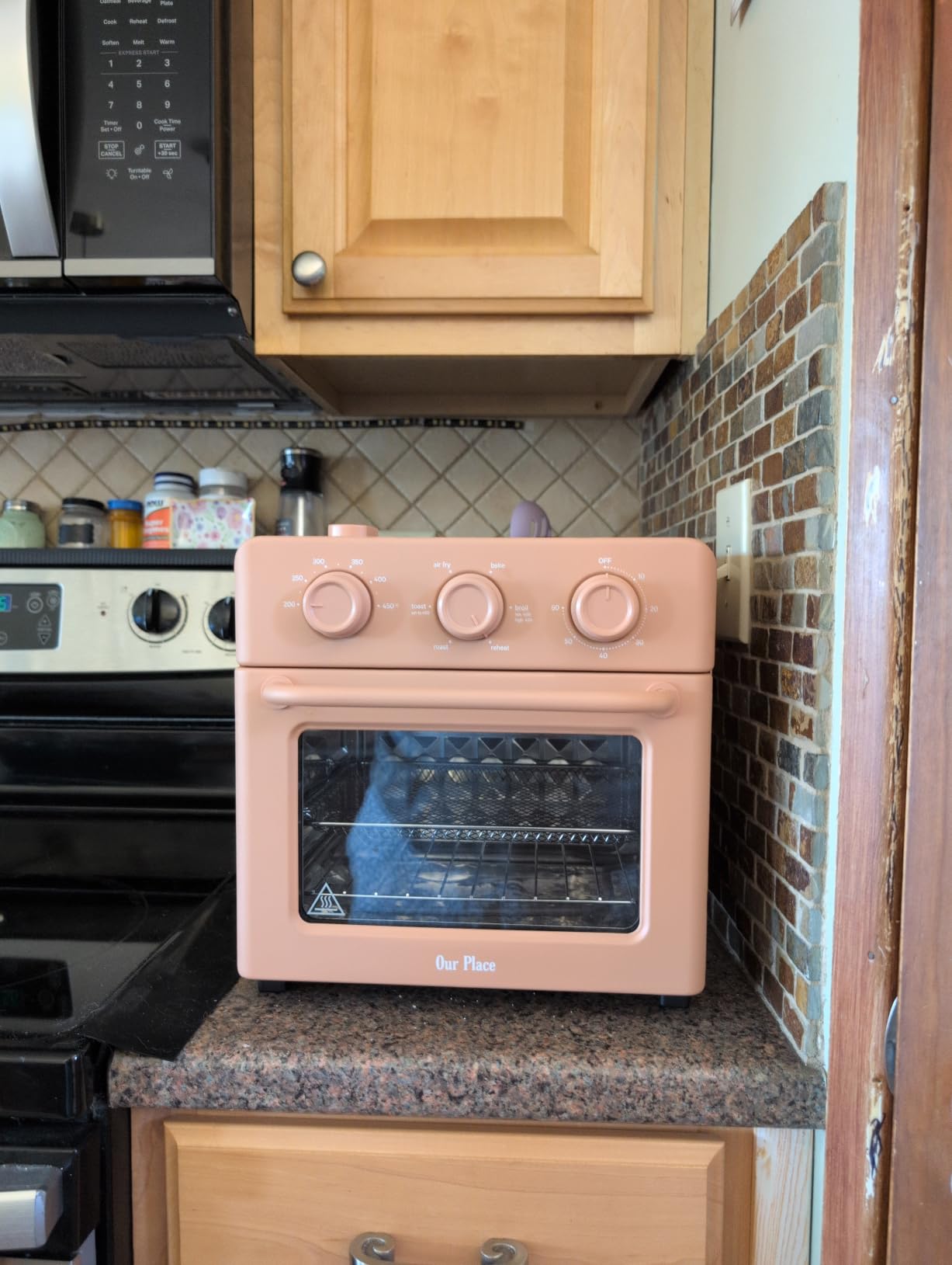 Our Place Wonder Oven, 6-in-1 Air Fryer & Toaster Oven, 2-Rack, 13 Qt customer photo 2
