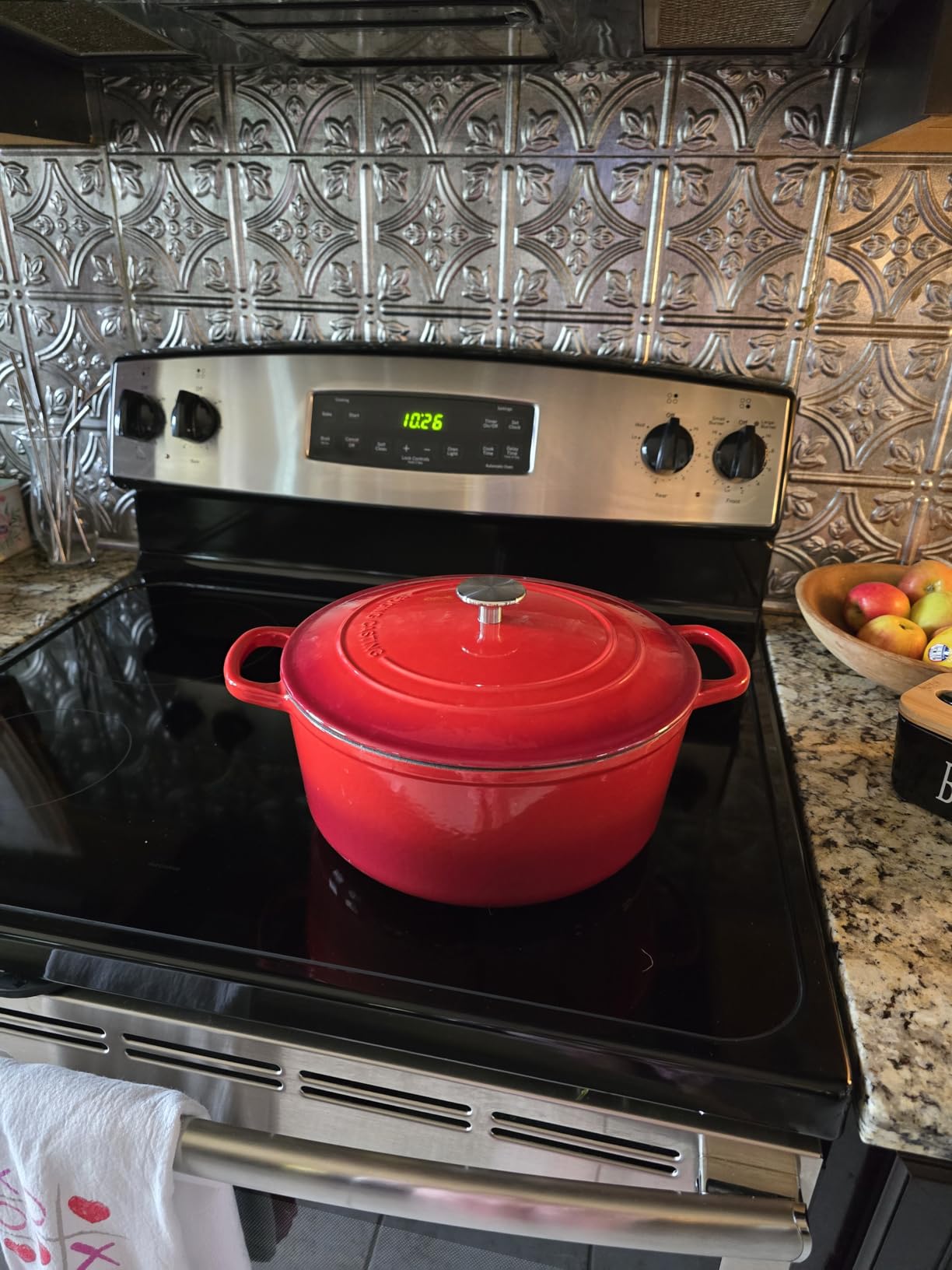 EDGING CASTING Enameled Cast Iron Dutch Oven Pot with Lid, 7 Quart, Round Dutch Ovens, Bread Oven Dual Handles, for Bread Baking, Oven Safe up to 500°F, Red customer photo 2