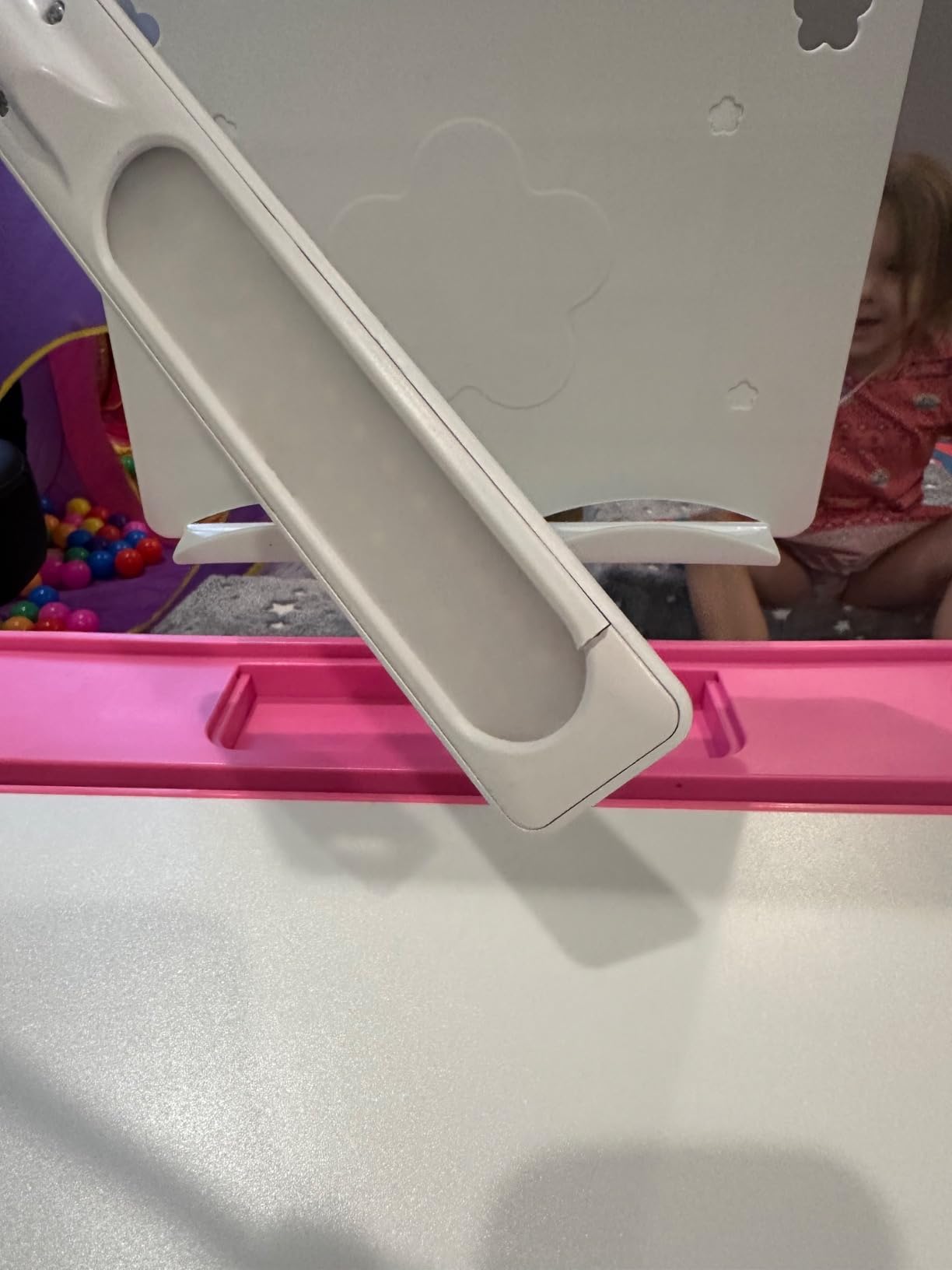 Diroan Kids Desk and Chair Set with LED Light, Height-Adjustable for Age 7+ customer photo 2