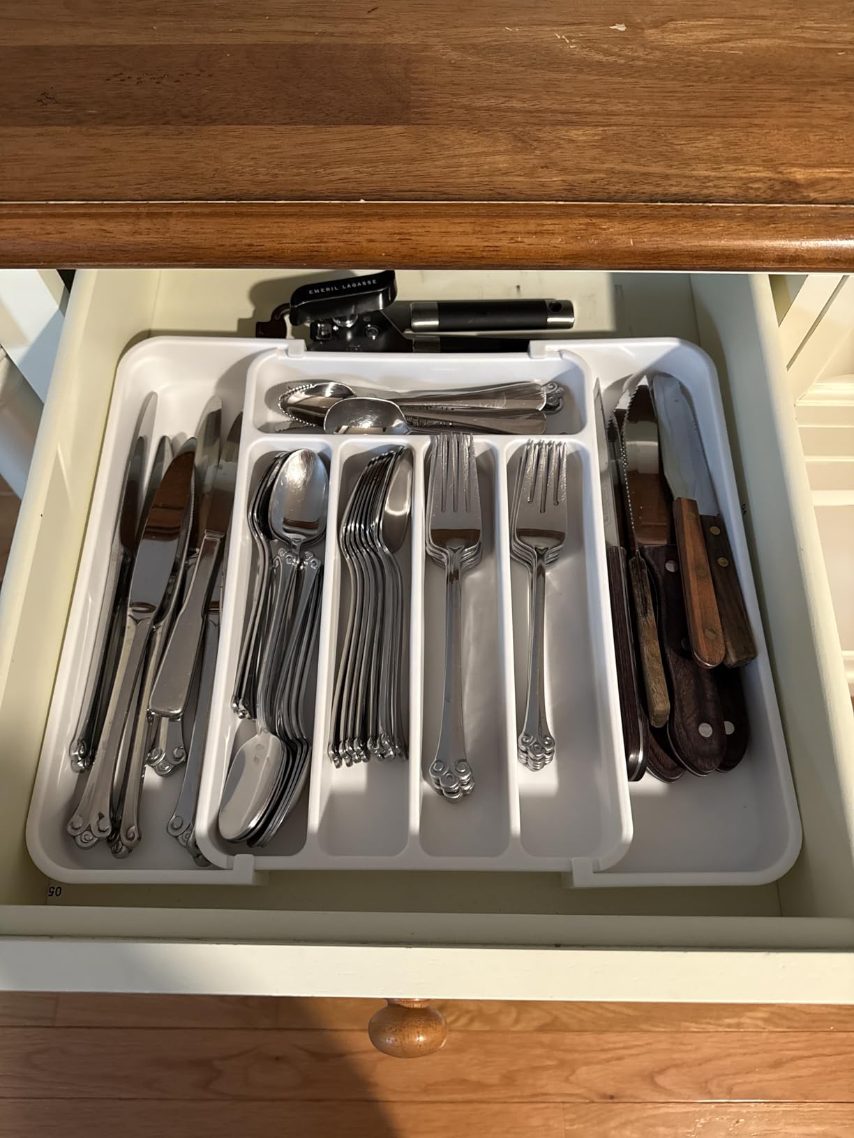 Aujen Silverware Drawer Organizer, Adjustable Utensil Cutlery Tray customer photo 2