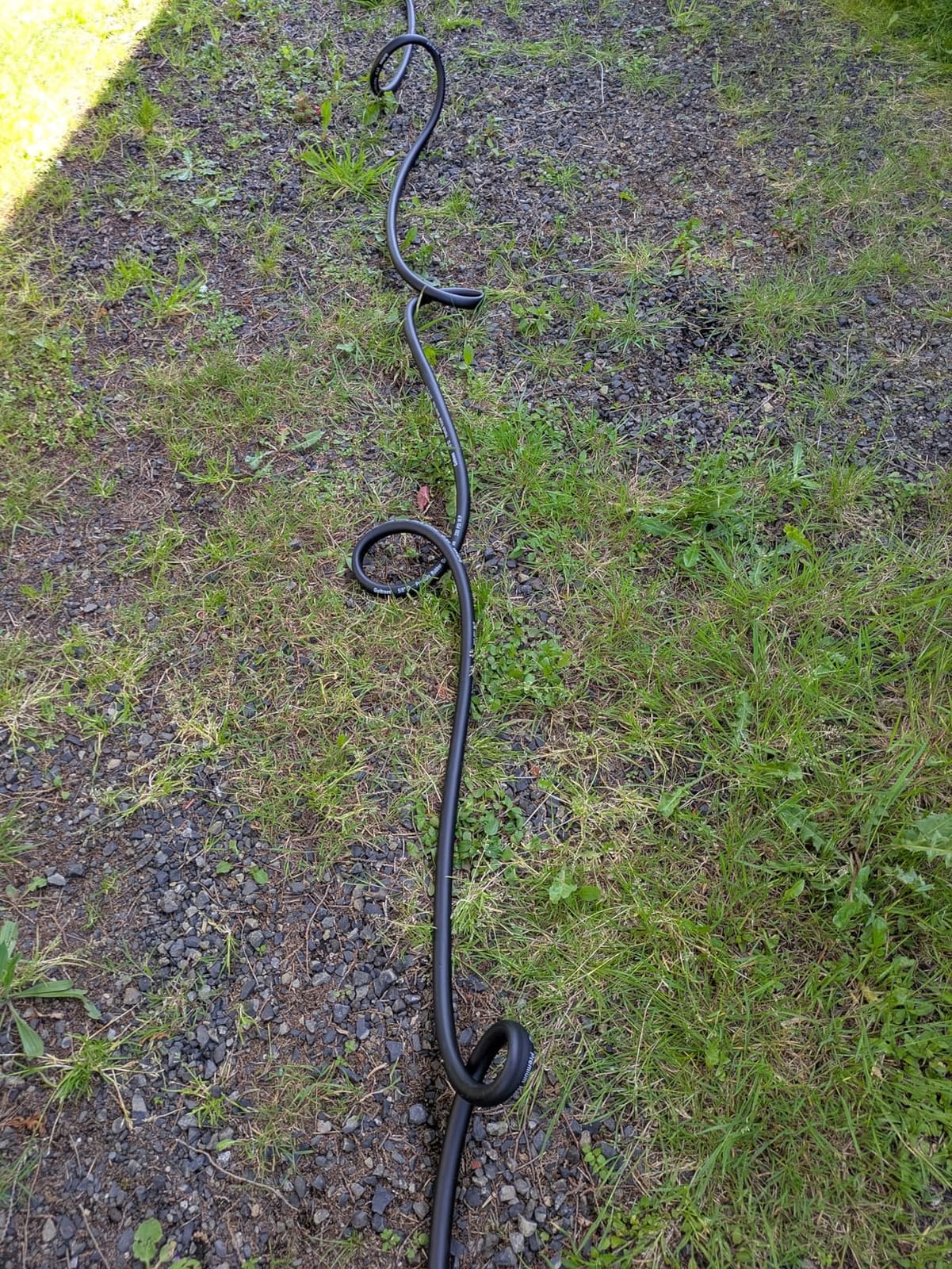 Guitrees 50FT 5/8 Heavy Duty Rubber Garden Hose - 300psi Working, 1000psi Burst - Hot/Cold Water - Five-Layered Braiding for Durability - Versatile for Gardening, Agriculture, Construction(Black) customer photo 2