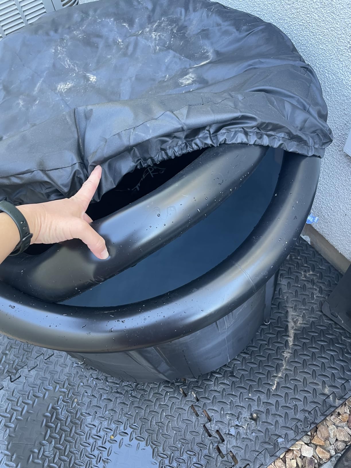Bubplay Ice Bath Cold Plunge Tub with Cover for Indoor Outdoor for Recovery, Cold Water Therapy, Athletes & Adults -105 Gallons, Black, XL customer photo 1