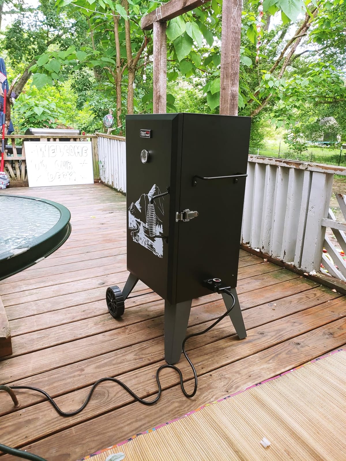 Royal Gourmet SE2805 28-Inch Analog Electric Smoker with 3 Cooking Grates customer photo 1