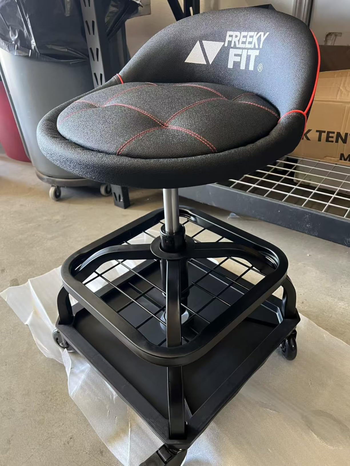Rolling Shop Stool with Wheels, Garage Work Mechanic Stool with Backrest, Roller Mechanic Chair, Adjustable Height, 360° Swivel, Tool Tray Storage, 330 LBS Capacity, Heavy Duty, Black customer photo 1