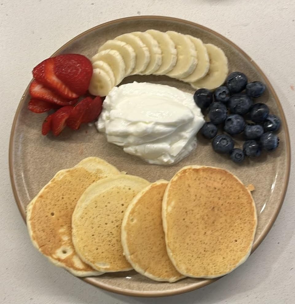 Gibson Elite Beckett Stoneware Matte Reactive Glaze 16 Piece (Service for 4) Plates and Bowls Dinnerware Set - Black customer photo 2