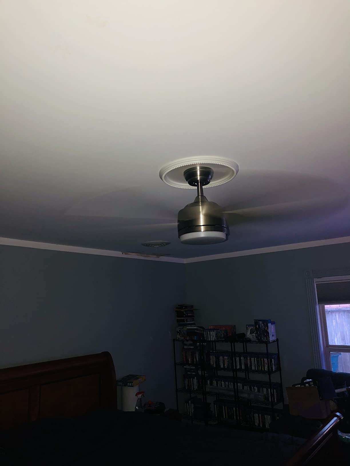 YUHAO 44 Inch White Ceiling Fan with Light and Remote Control.Noiseless,Dimmable,3CCT,6 Speeds Reversible, DC Ceiling Fans for Indoor or Covered Outdoor Use.ETL Listed customer photo 2