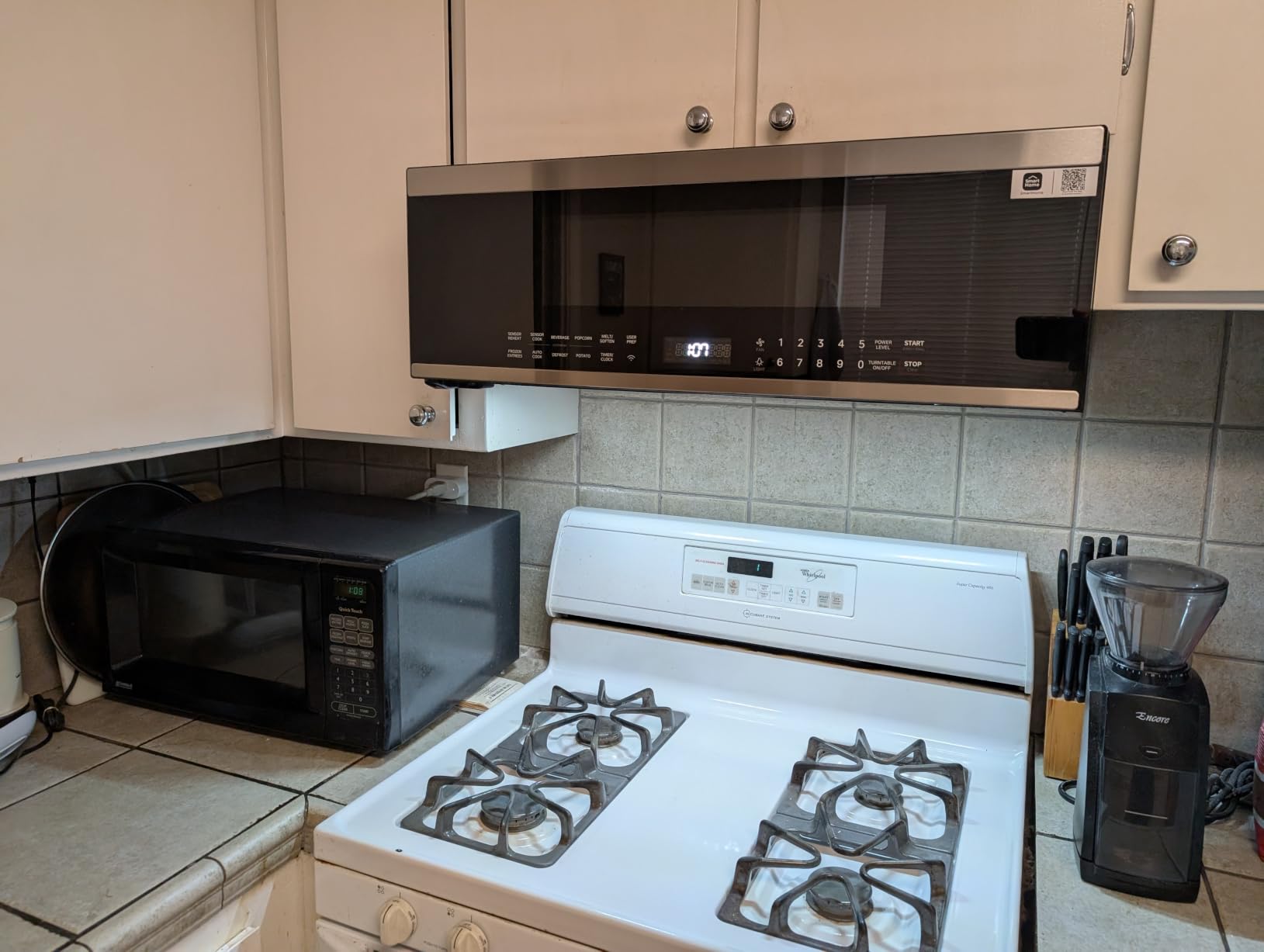 Midea Over the Range Microwave Oven, 1.2 Cu.Ft, 1000W, Stainless Steel customer photo 1