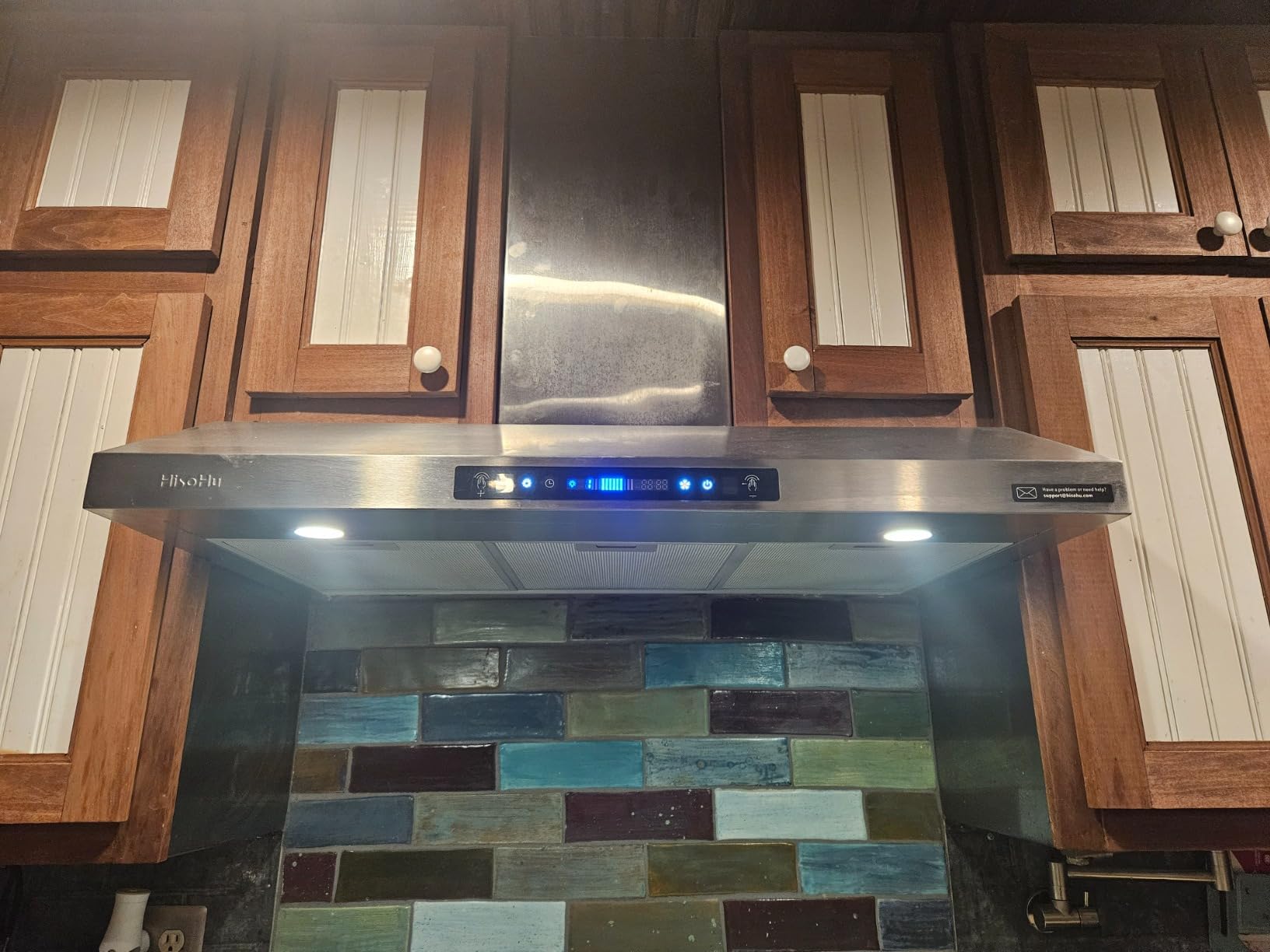 30 Inch Under Cabinet Range Hood, 1200 CFM Ducted Kitchen Vent Hood with 3 Speed Gesture Sensing & Touch Control, Stainless Steel Stove Exhaust Hood with 2 LED Lights Black customer photo 1