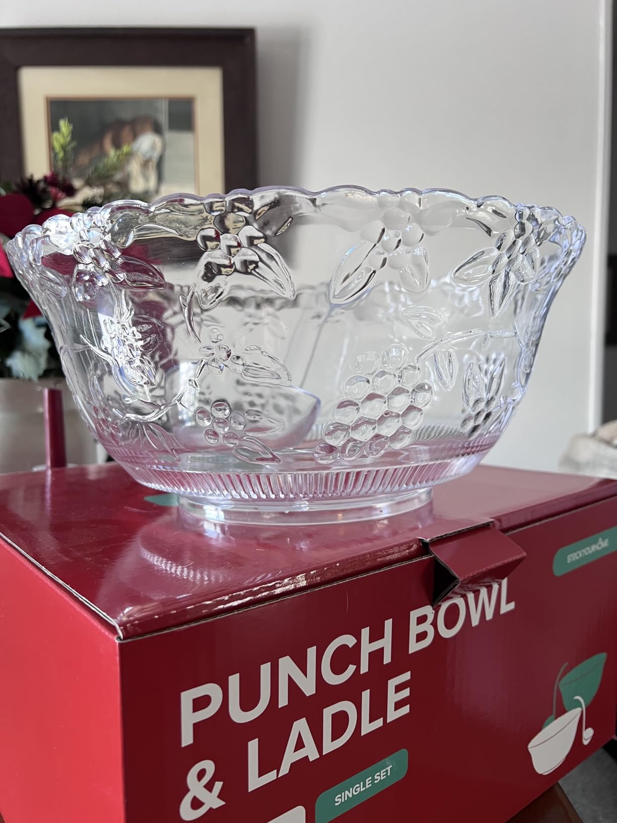 Stock Your Home Premium Plastic Punch Bowl with Ladle, Fancy Disposable Punch Bowls for Parties, Holidays, Schools, Halloween, and More, Quality Glass Like Appearance, Large Punch Bowl with Ladle Set customer photo 1