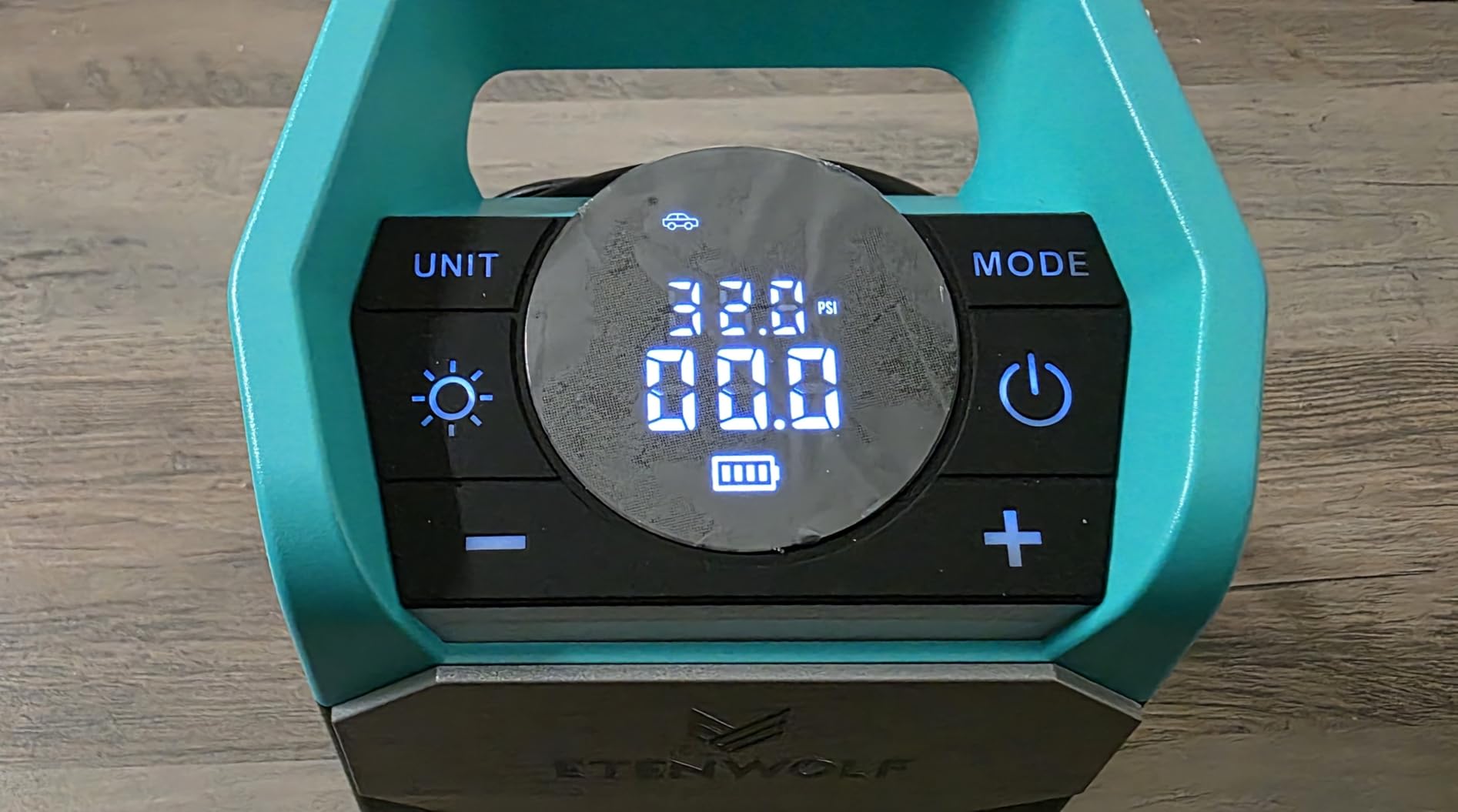 ETENWOLF Zephyr S5 Heavy-Duty Tire Inflator Portable Air Compressor customer photo 1