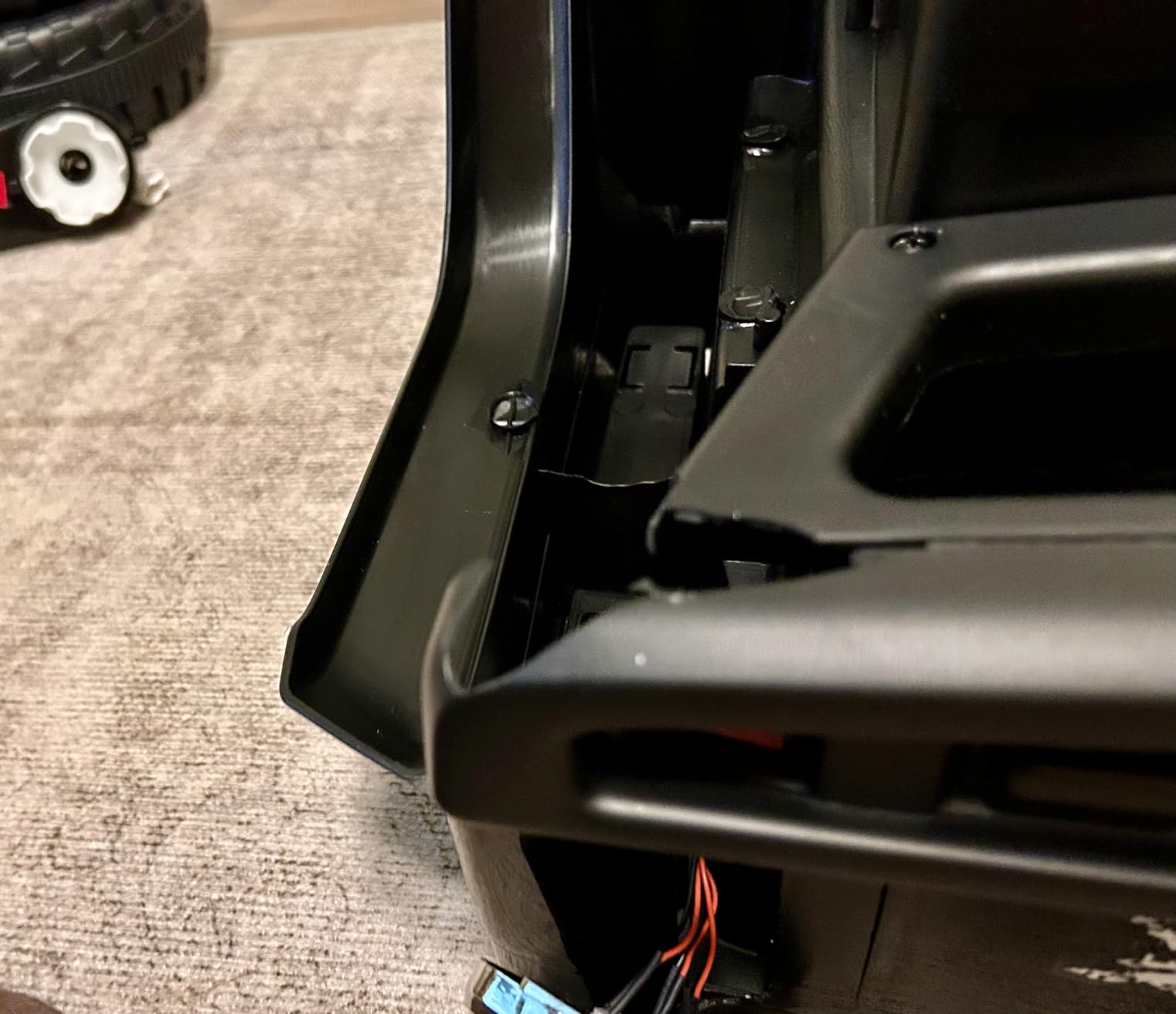 24V Ride on Toys, 2 Seater Kids Electric Car w/Remote Control, 4X4 Motor, 3 Speed, Bluetooth Music, Spring Suspension, LED Light, Off Road Power Car Wheel for Boys Girls Ages 3-8(D-Black) customer photo 2