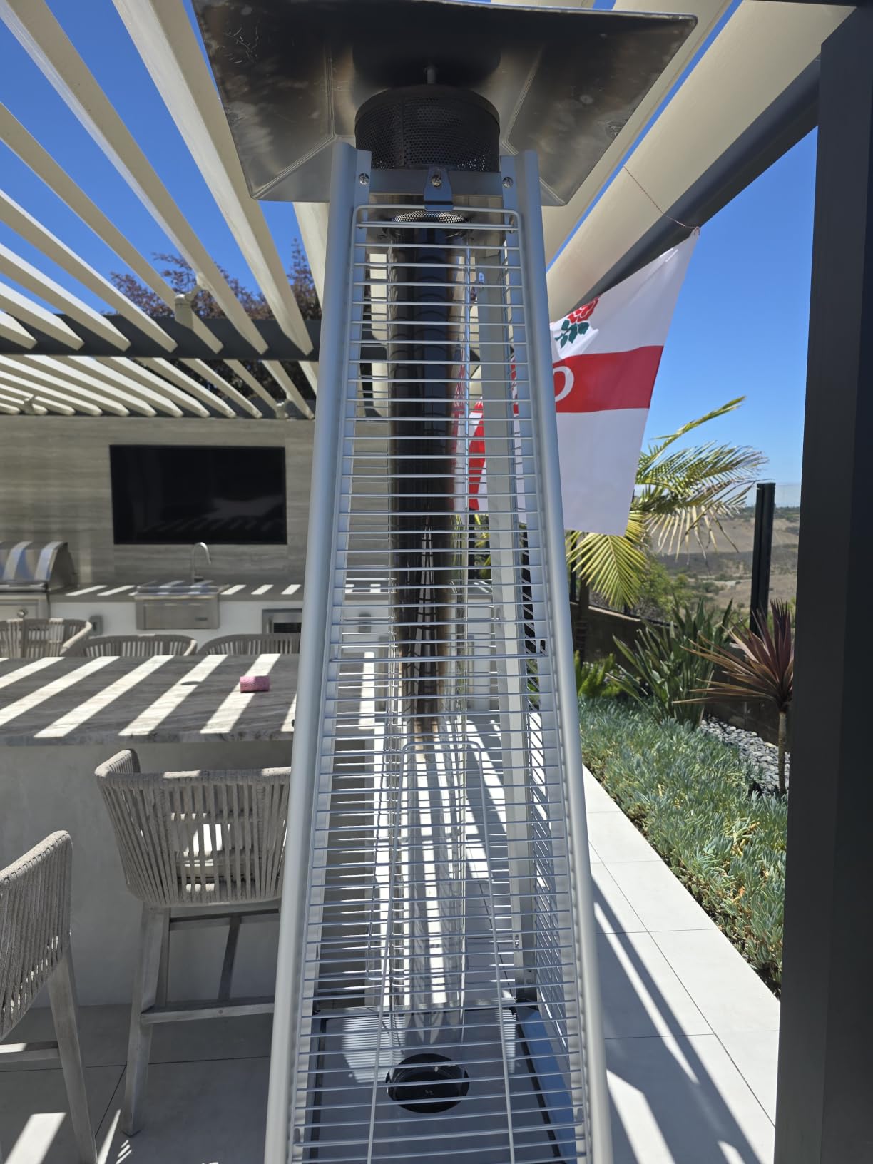 VEVOR Patio Heater for Outdoor Use, 48000BTU Pyramid Propane Heater w/Wheels, Quartz Glass Tube Outdoor Patio Flame Heater for Patio, Party, Backyard, Garden, Decoration, Hammered Bronze customer photo 2
