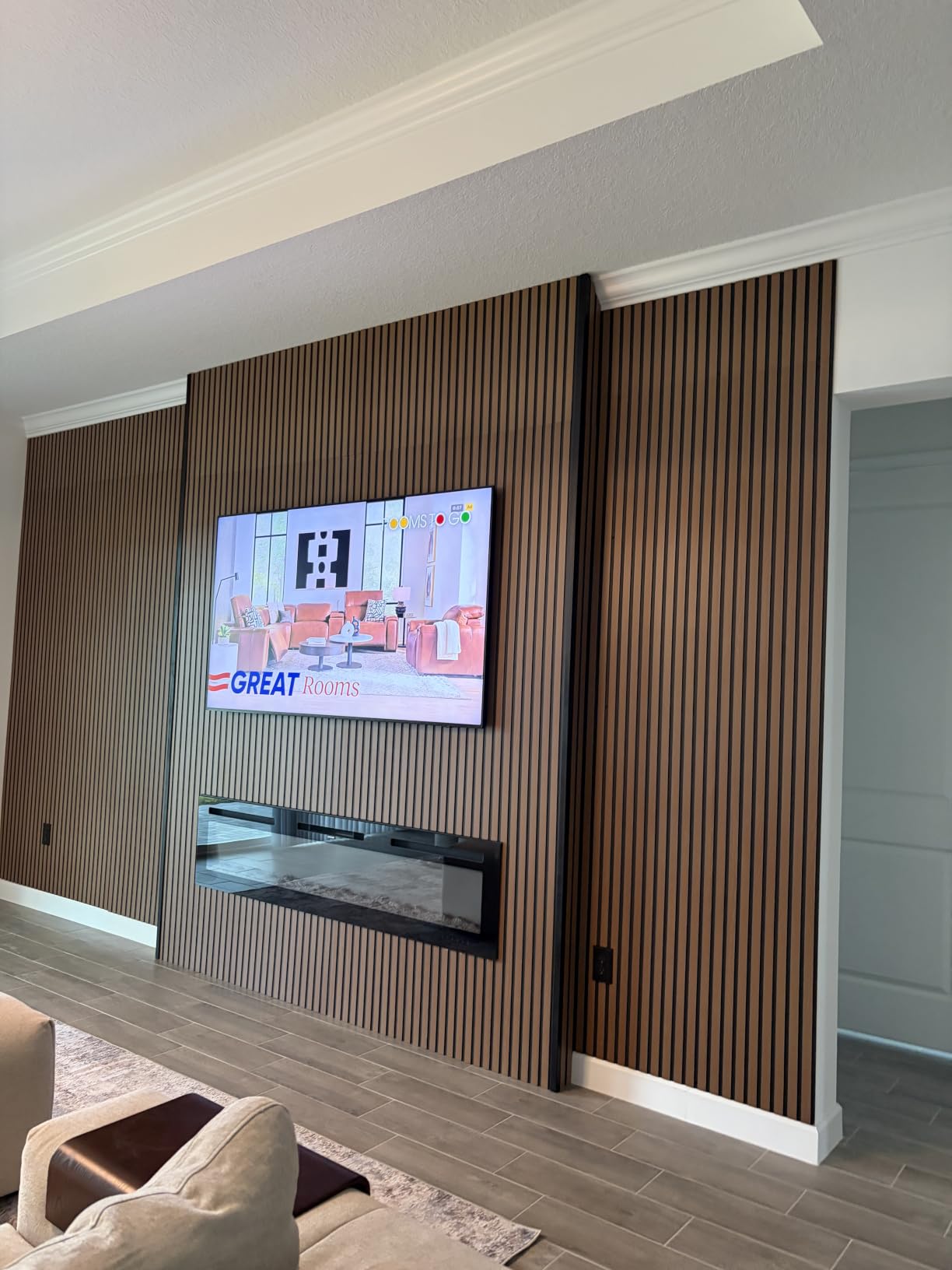 EUHOMY 50 Inch Electric Fireplace Recessed and Wall Mounted customer photo 1