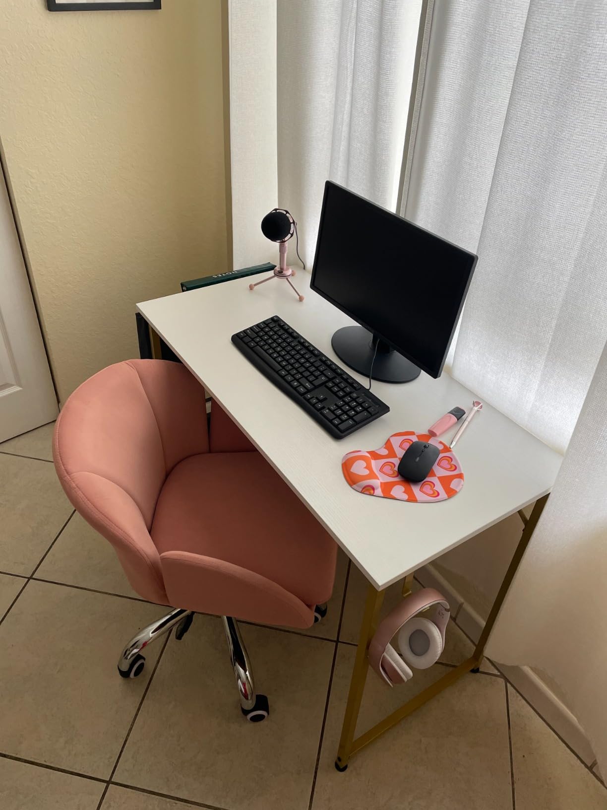 Lufeiya Small Desk for Small Spaces, 32 Inch Kids Girls Study Writing Desks for Bedroom, Simple Modern Laptop PC Little Side Table with Storage Bag Headphone Hooks, Black customer photo 1