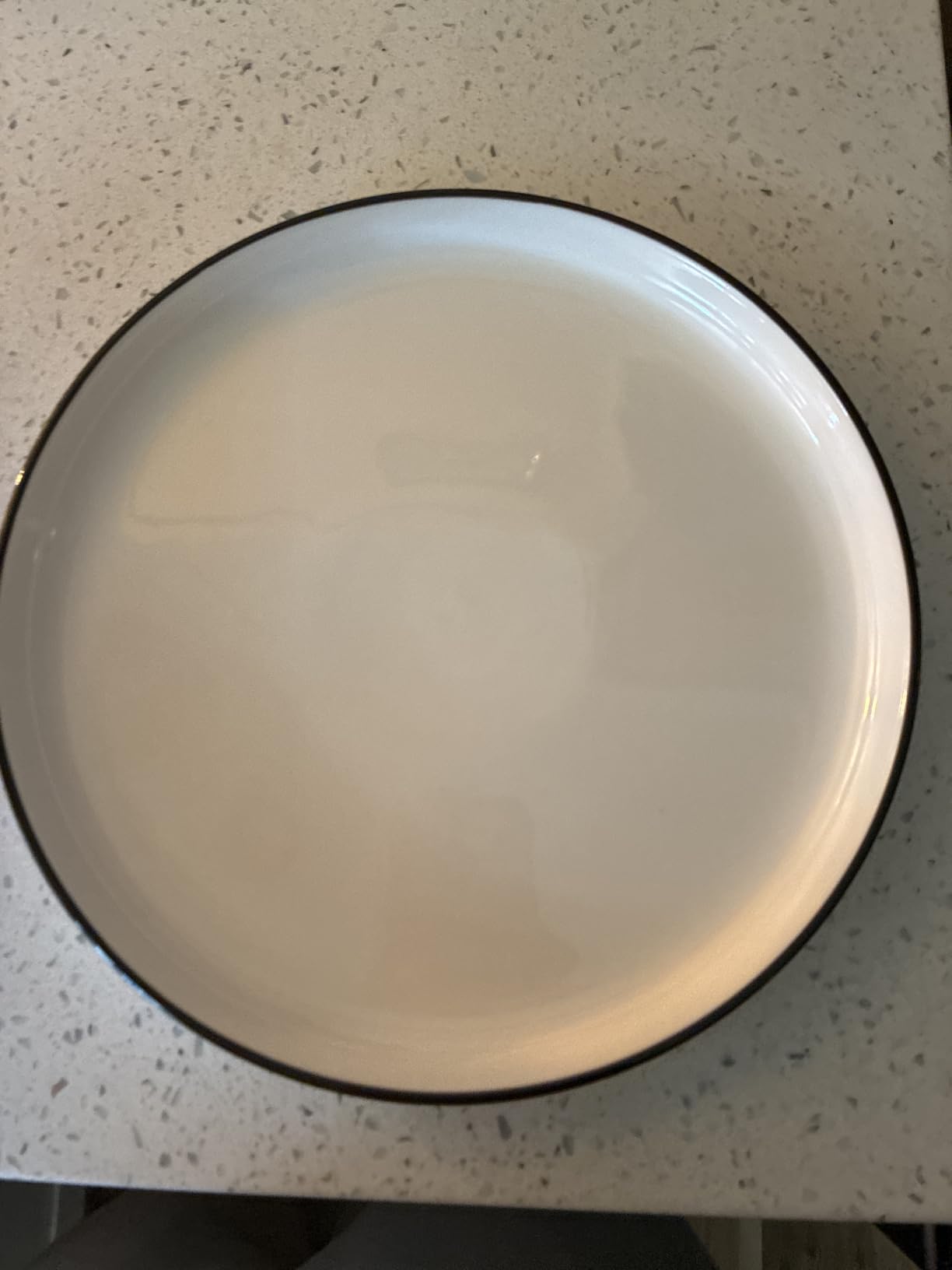 MALACASA Plates and Bowls Sets, 24 Pieces Modern Porcelain Dinnerware Set for 8 White Kitchen Dinner Dining Ware Set wtih Black Rim Ceramic Dishware Dishes Microwave and Dishwasher Safe, Series LUNA customer photo 1
