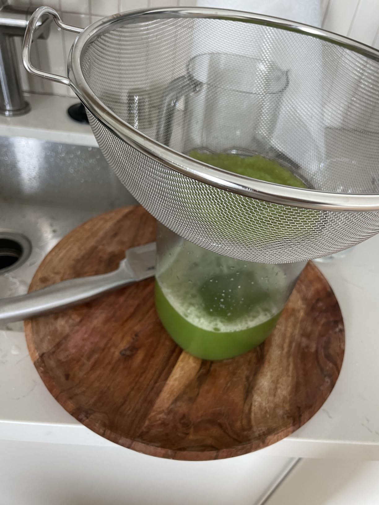 Nama J2 - Cold Press Juicer - Hands-Free - Black customer photo 1