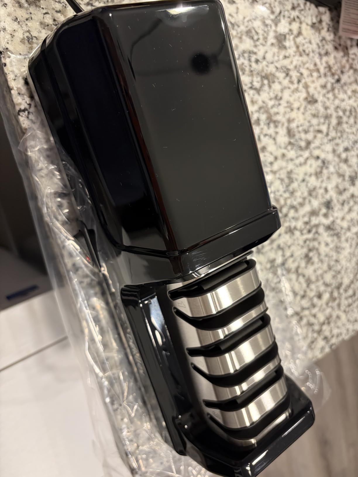 Electric Knife Sharpener for Kitchen,Sharpening, Restore&Polish Chef Knives customer photo 1