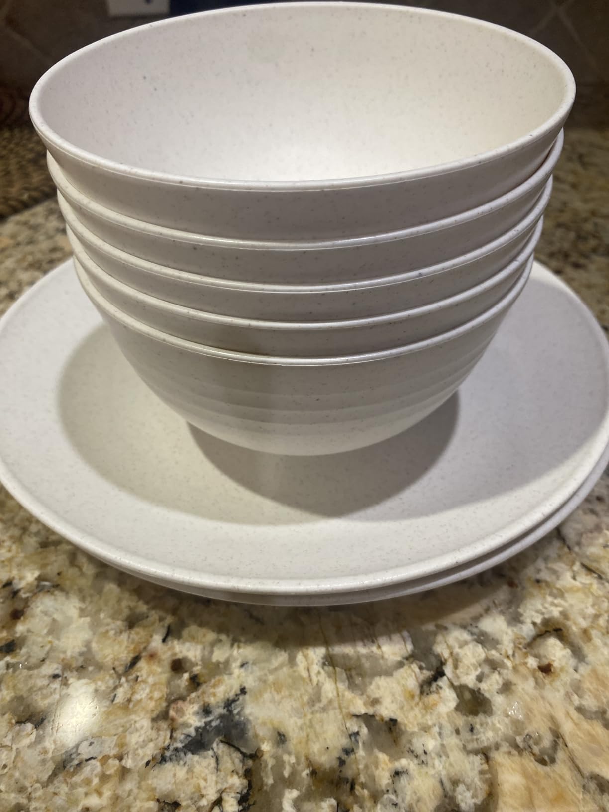 Homienly Kitchen Wheat Straw Dinnerware Set 40 PCS - Dinner Plates, Cereal Bowls, Wheat Straw Cups Set, Microwave and Dishwasher Safe Dishes Set, Unbreakable Dish Set for Party, Outdoor(Grey Stone) customer photo 1