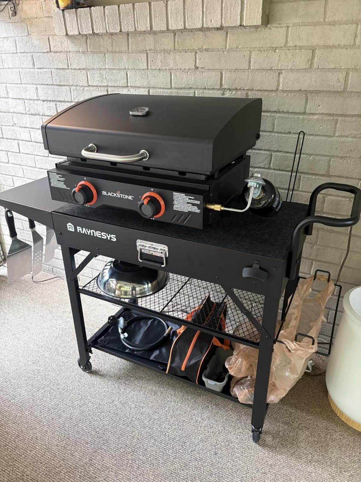Raynesys 440lbs Outdoor Folding Grill Cart, Blackstone Griddle Stand customer photo 1